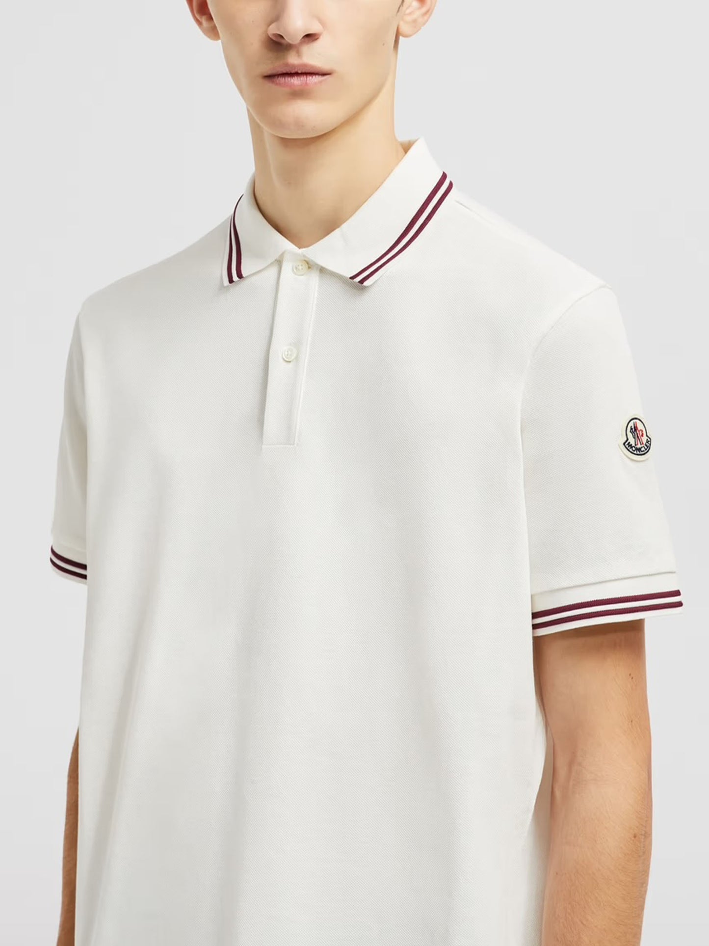 MONCLER - Poloshirt mit Logo-Aufnäher für Herren in Weiss - White