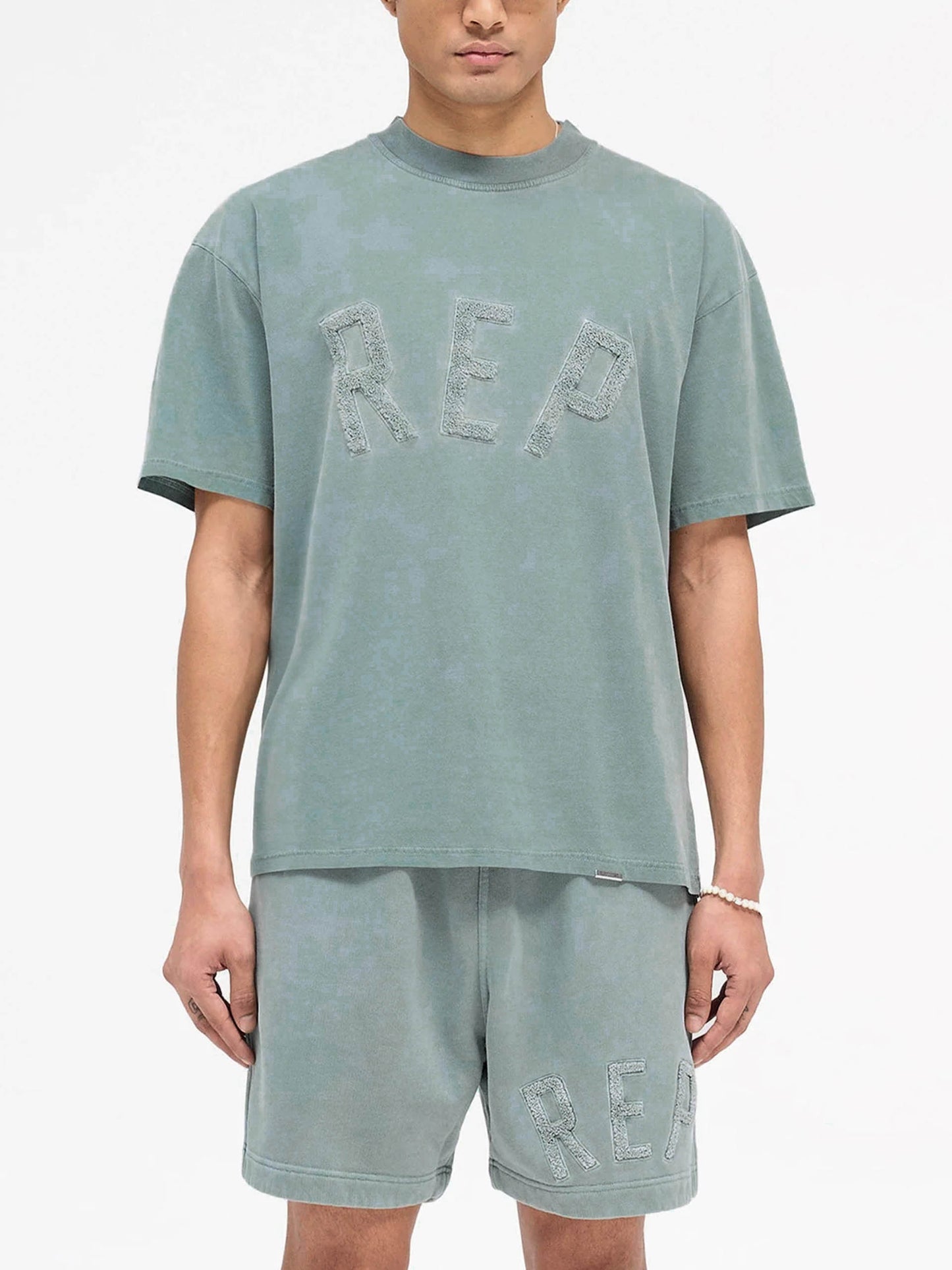 REPRESENT - Logo-T-Shirt REP Applique für Herren