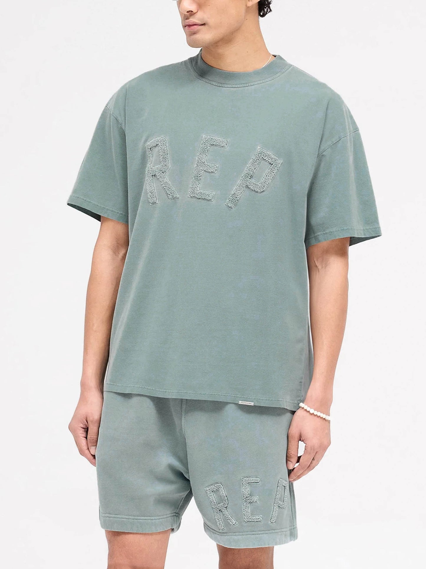 REPRESENT - Logo-T-Shirt REP Applique für Herren
