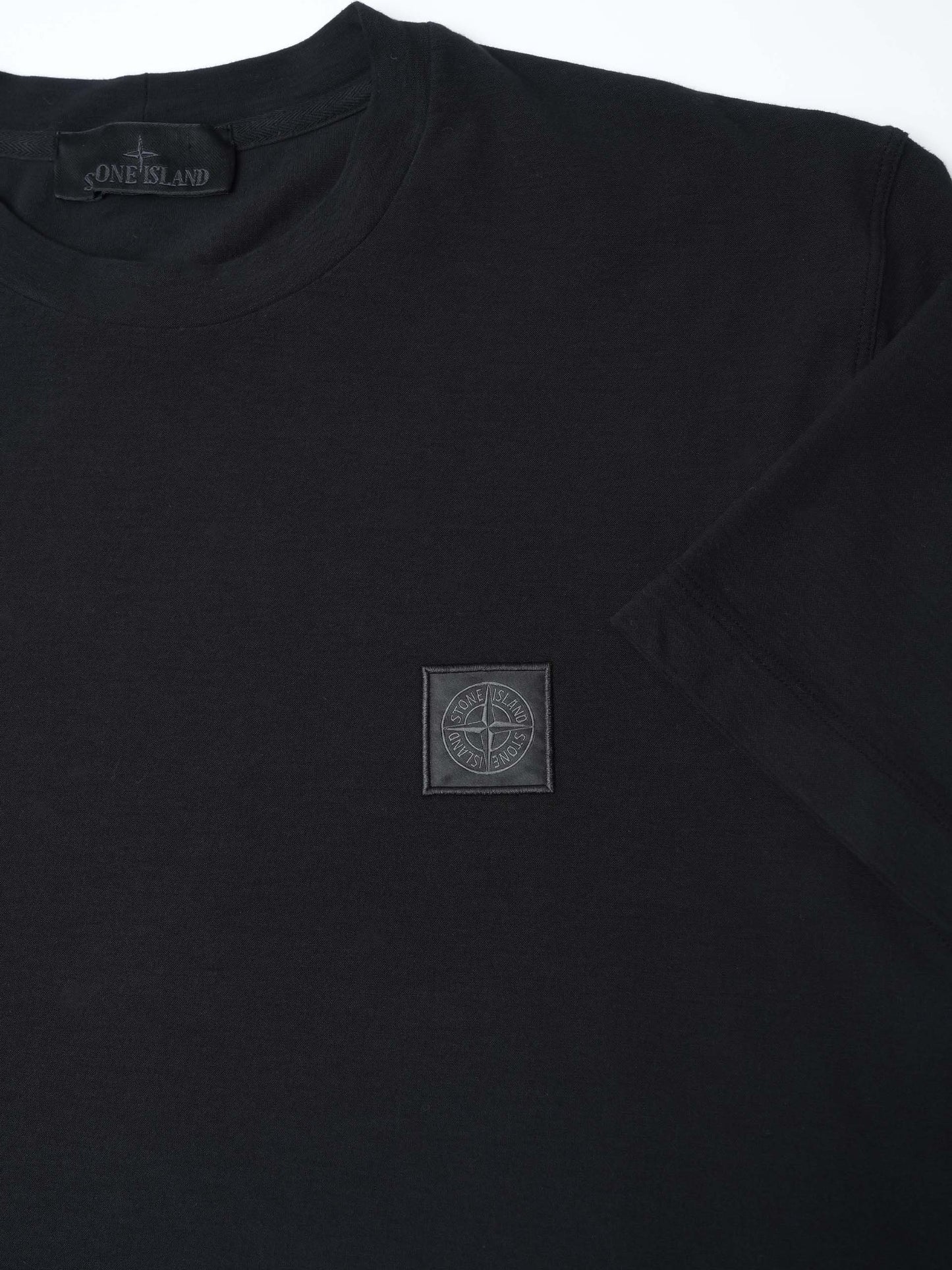 STONE ISLAND - T-Shirt Ghost mit Logo-Patch für Herren in Schwarz - Black