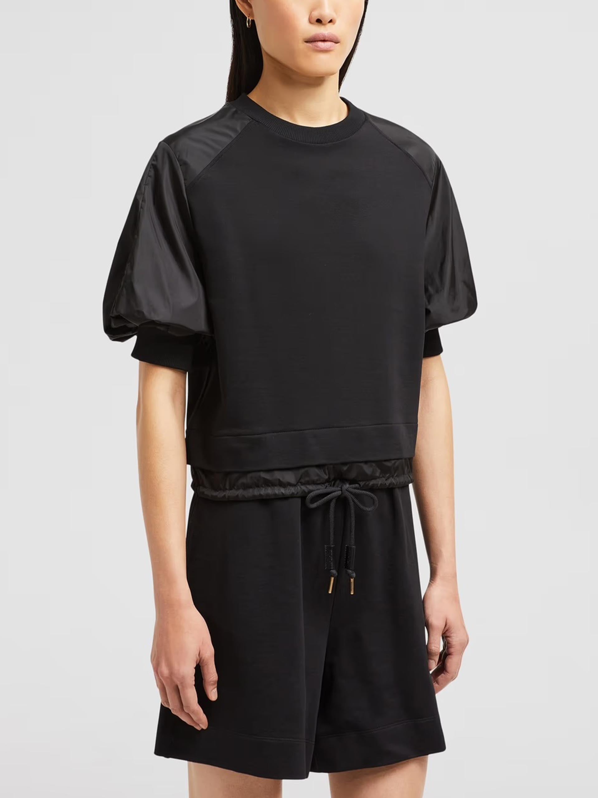 MONCLER - T-Shirt mit Puffärmeln für Damen in Schwarz - Black