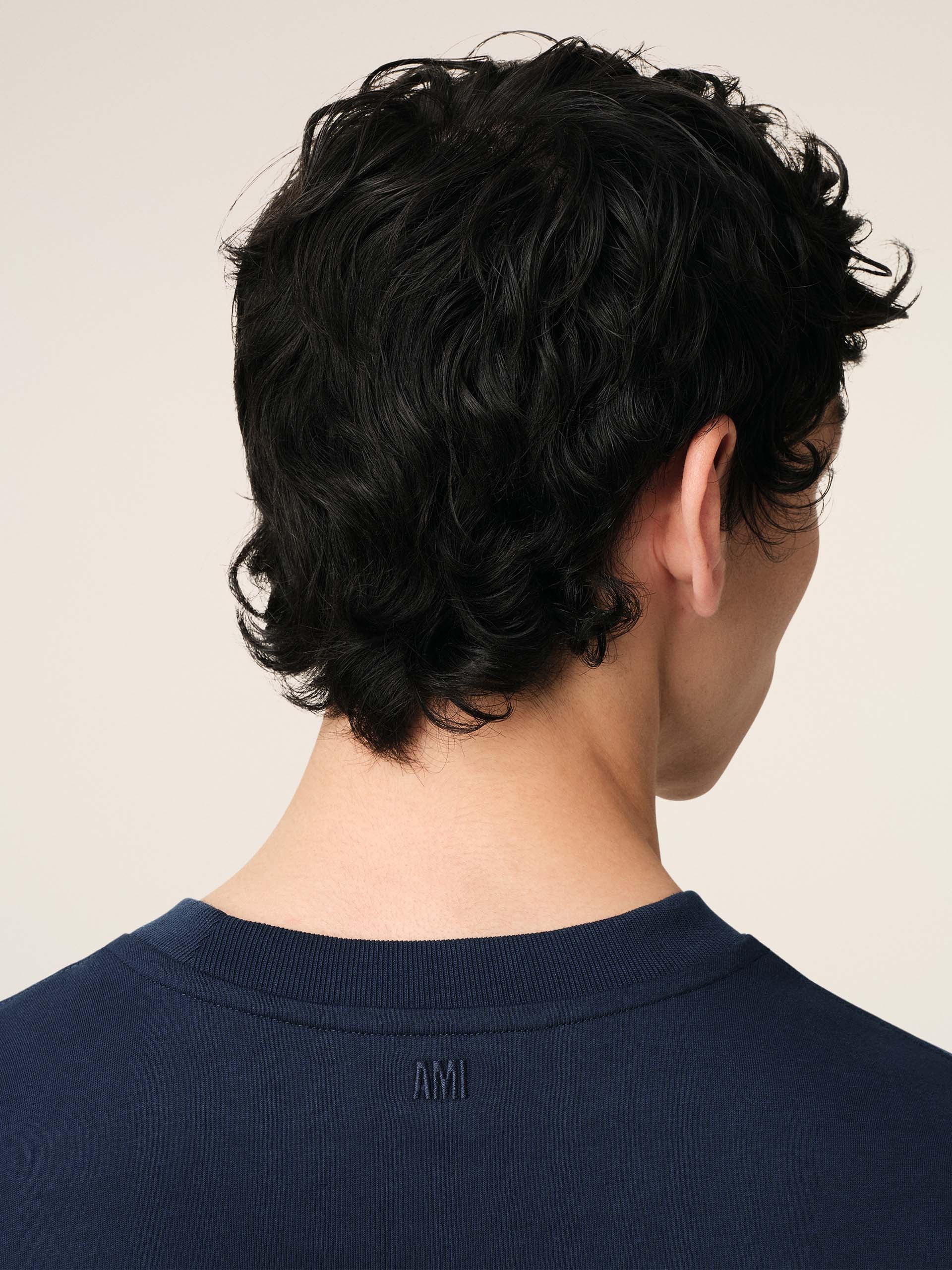 AMI PARIS - T-Shirt Ami De Coeur mit weißem Logo in Dunkelblau - Dark blue