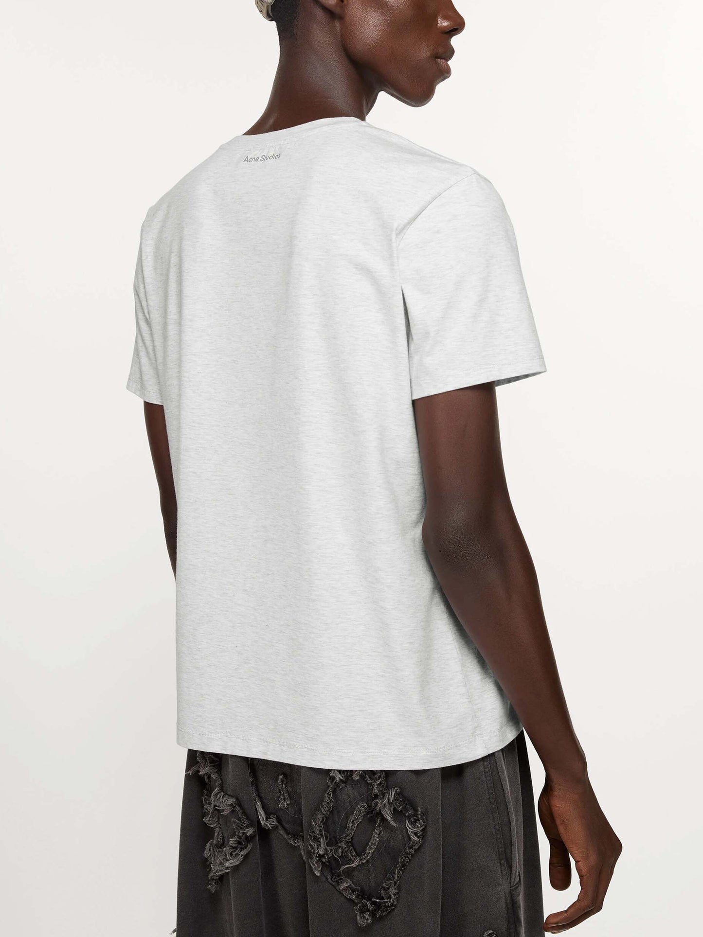 ACNE STUDIOS - T-Shirt mit Face Logo aus Baumwolle