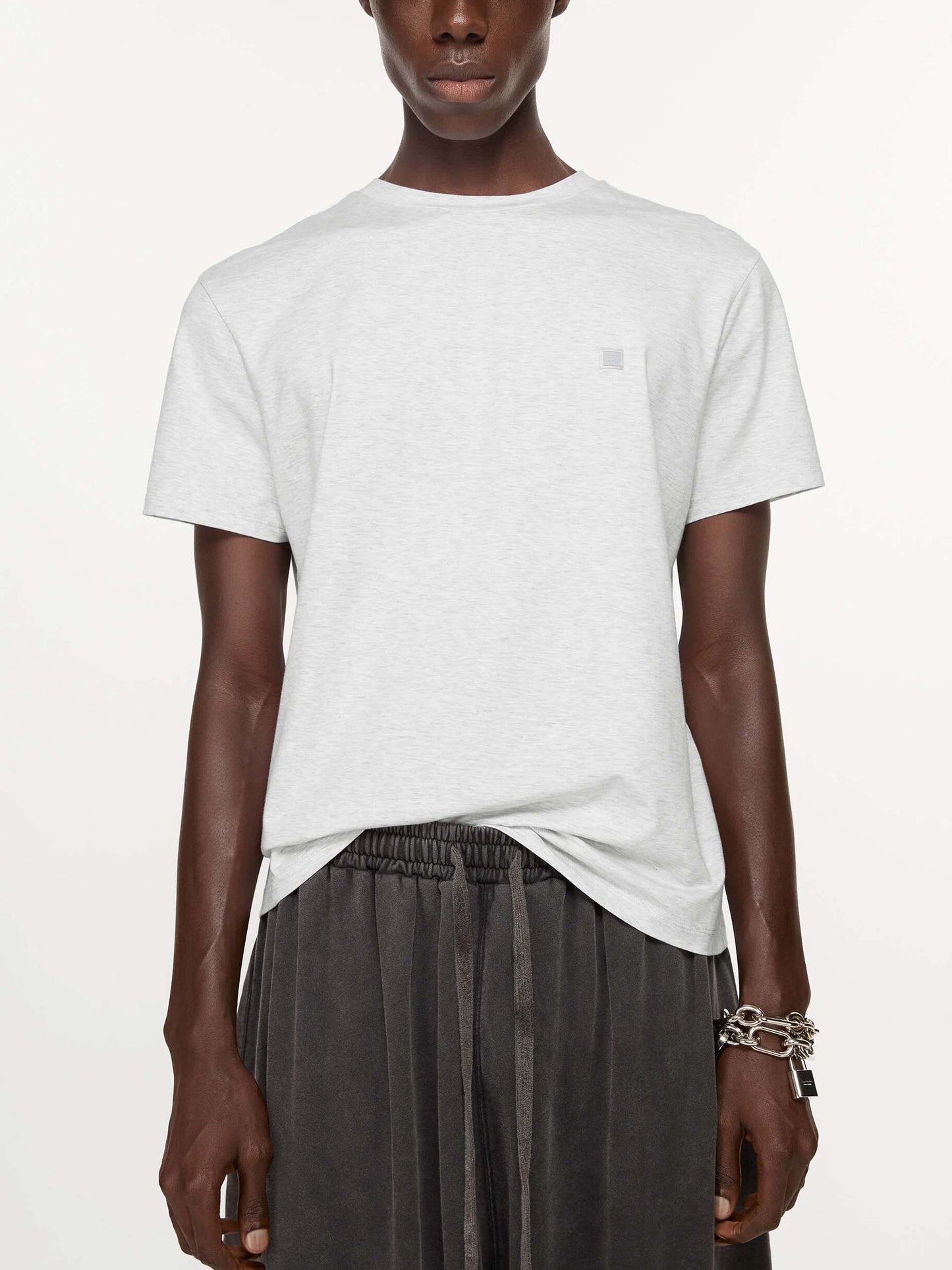 ACNE STUDIOS - T-Shirt mit Face Logo aus Baumwolle