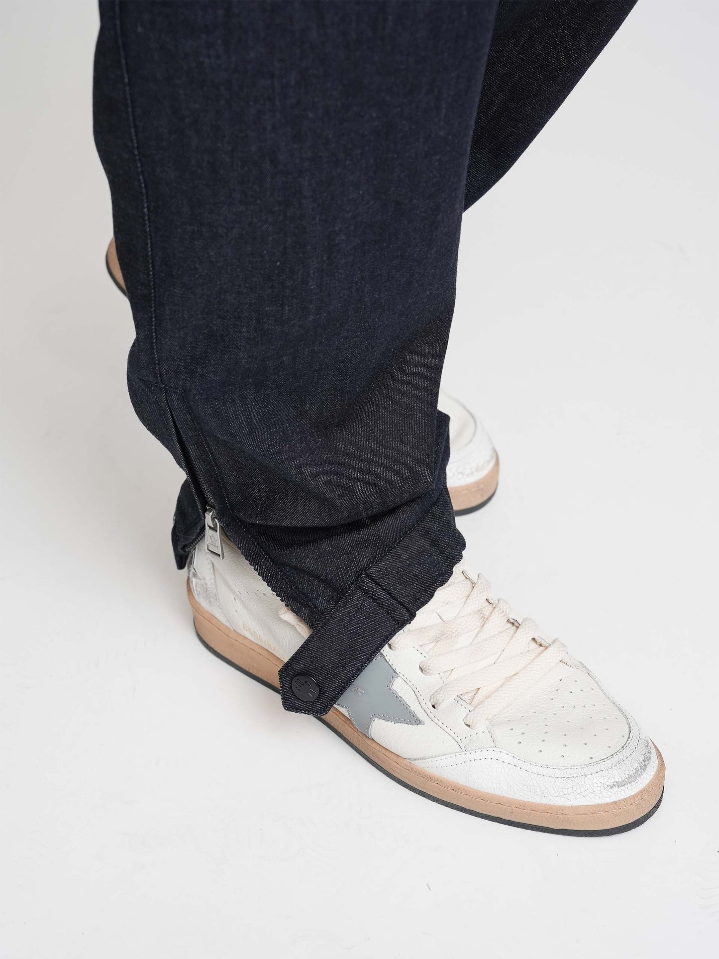 MONCLER - Jeanshose im Jogging-Stil für Herren