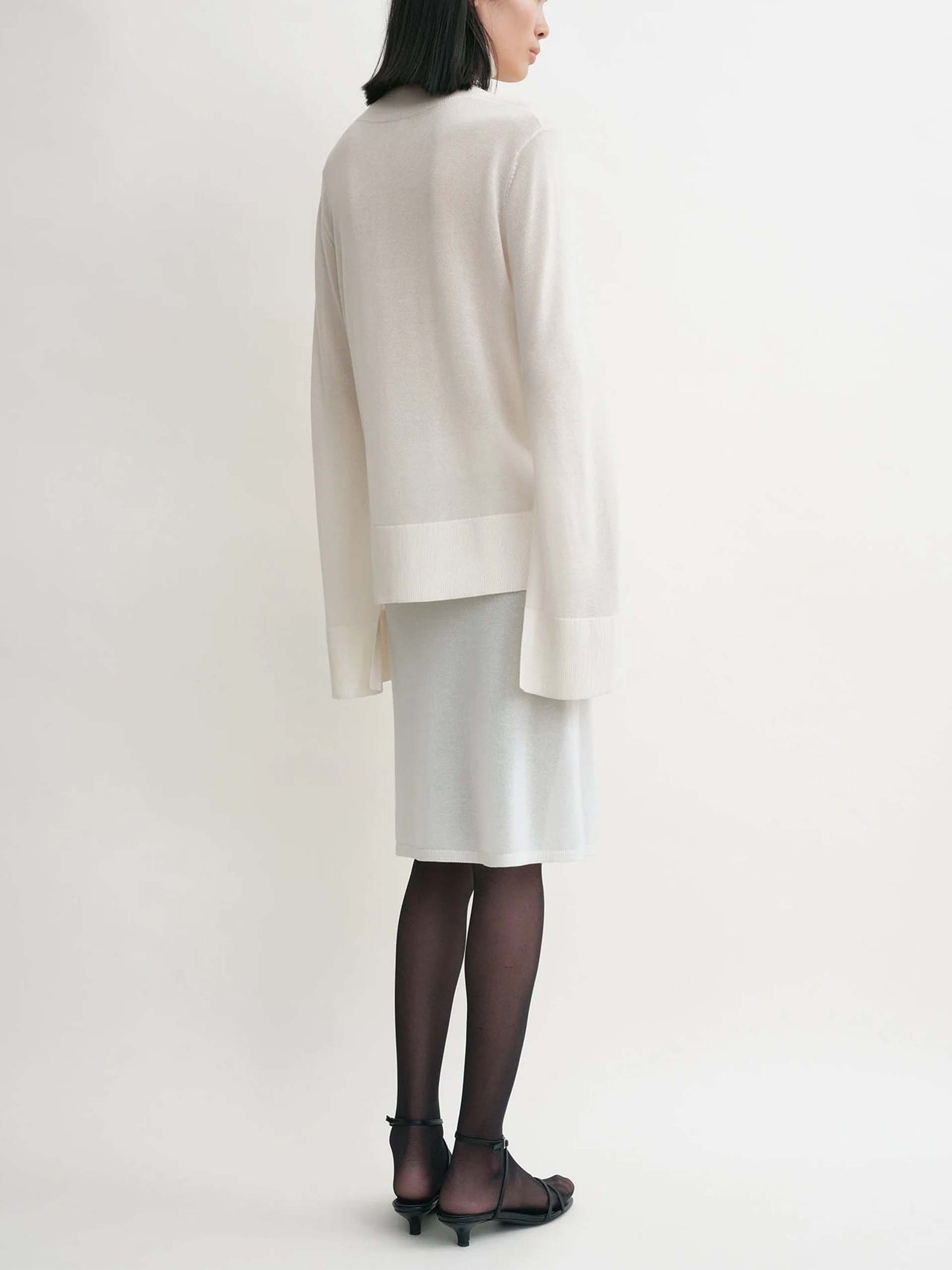 TOTEME - Rollkragenpullover mit Schlitzen für Damen in Cremeweiß - Cream white