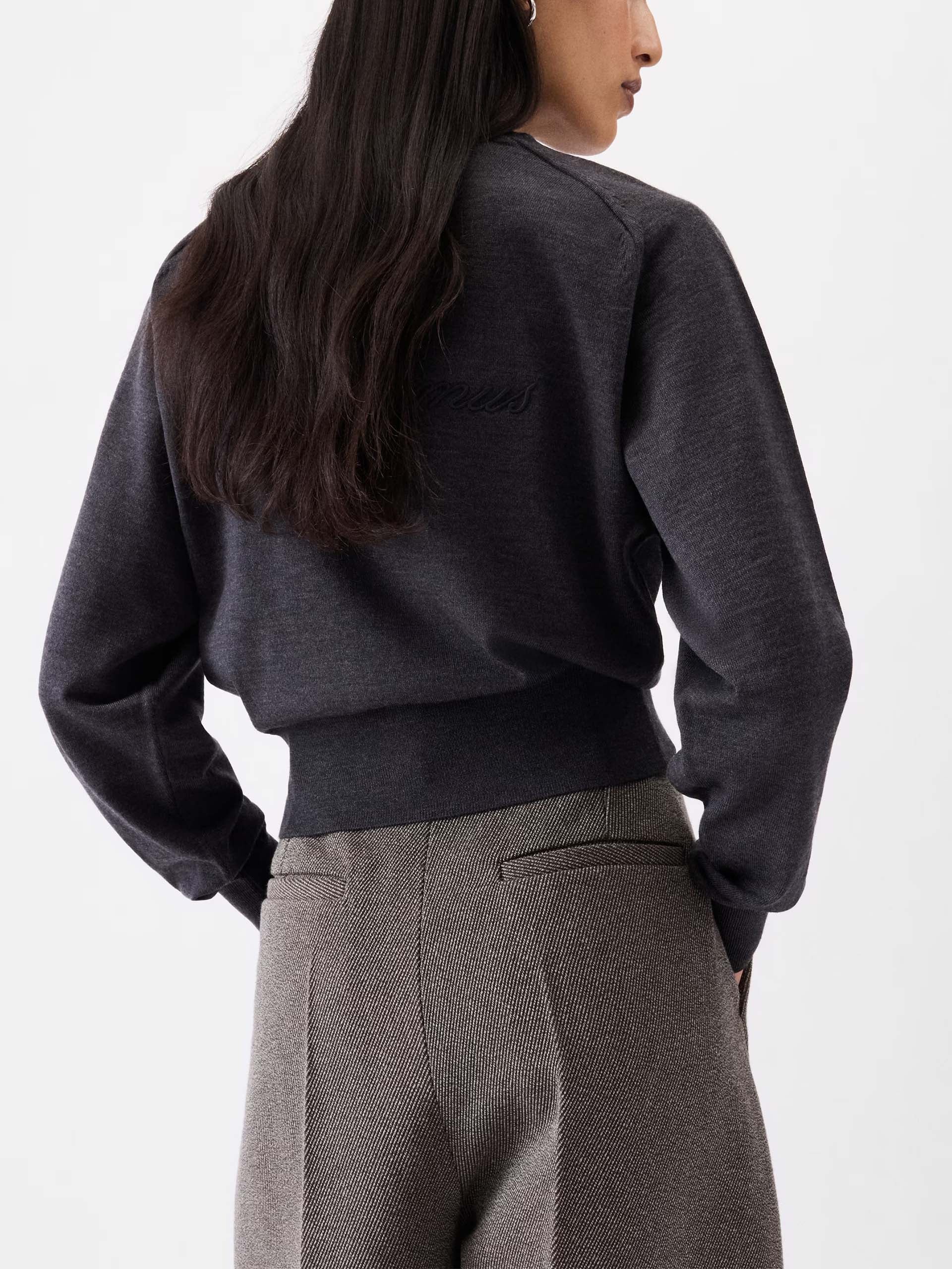 JACQUEMUS - Brode Pullover mit Logo-Stickerei für Damen in Dunkelgrau - Dark grey