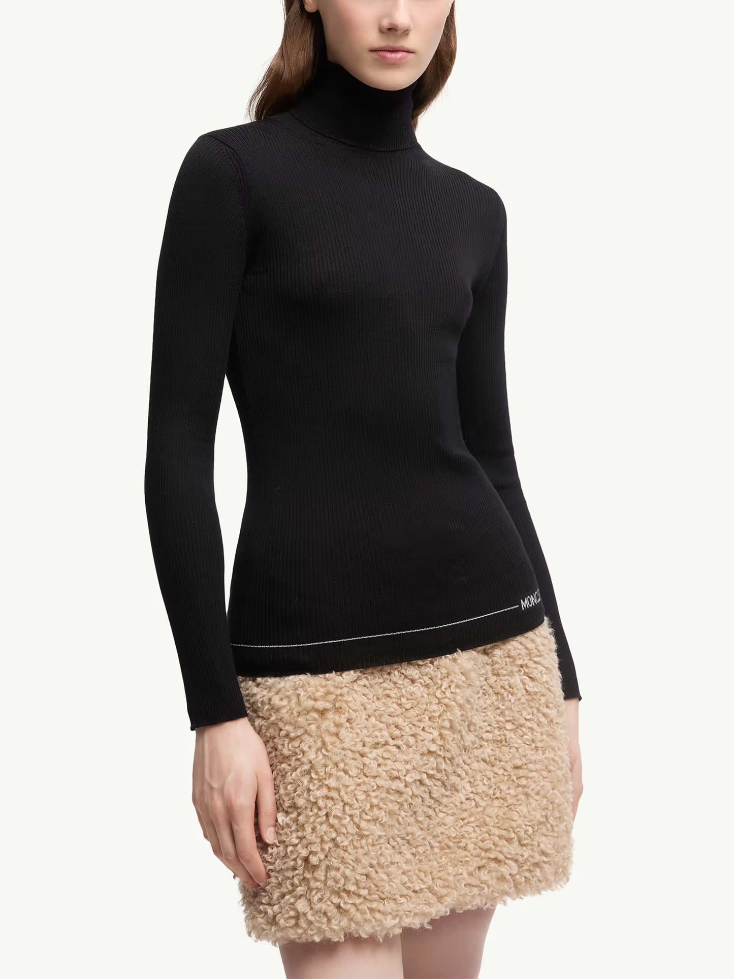 MONCLER - Logo-Rollkragenpullover aus Wolle für Damen