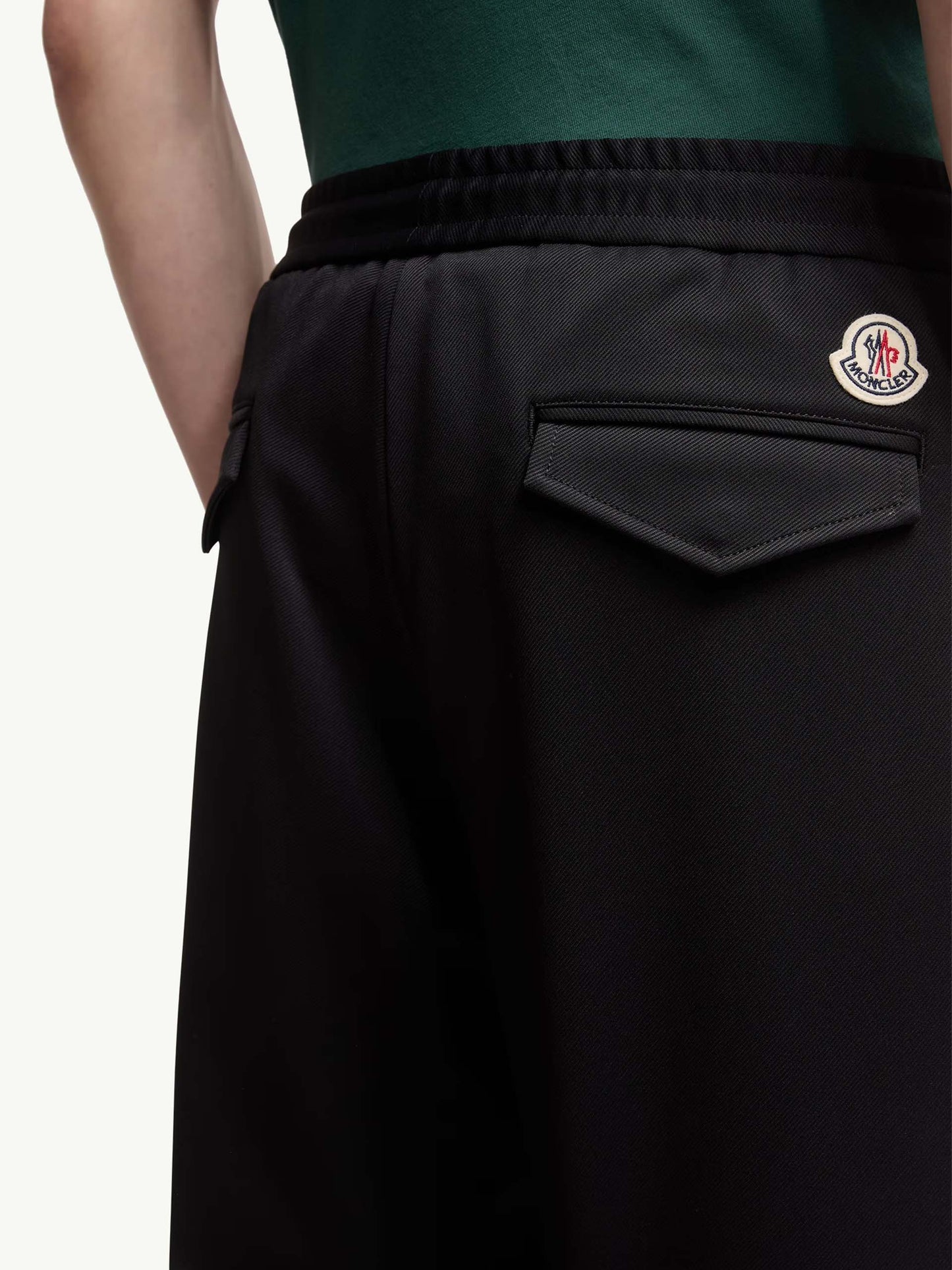 MONCLER - Hose aus Stretch-Nylon für Herren