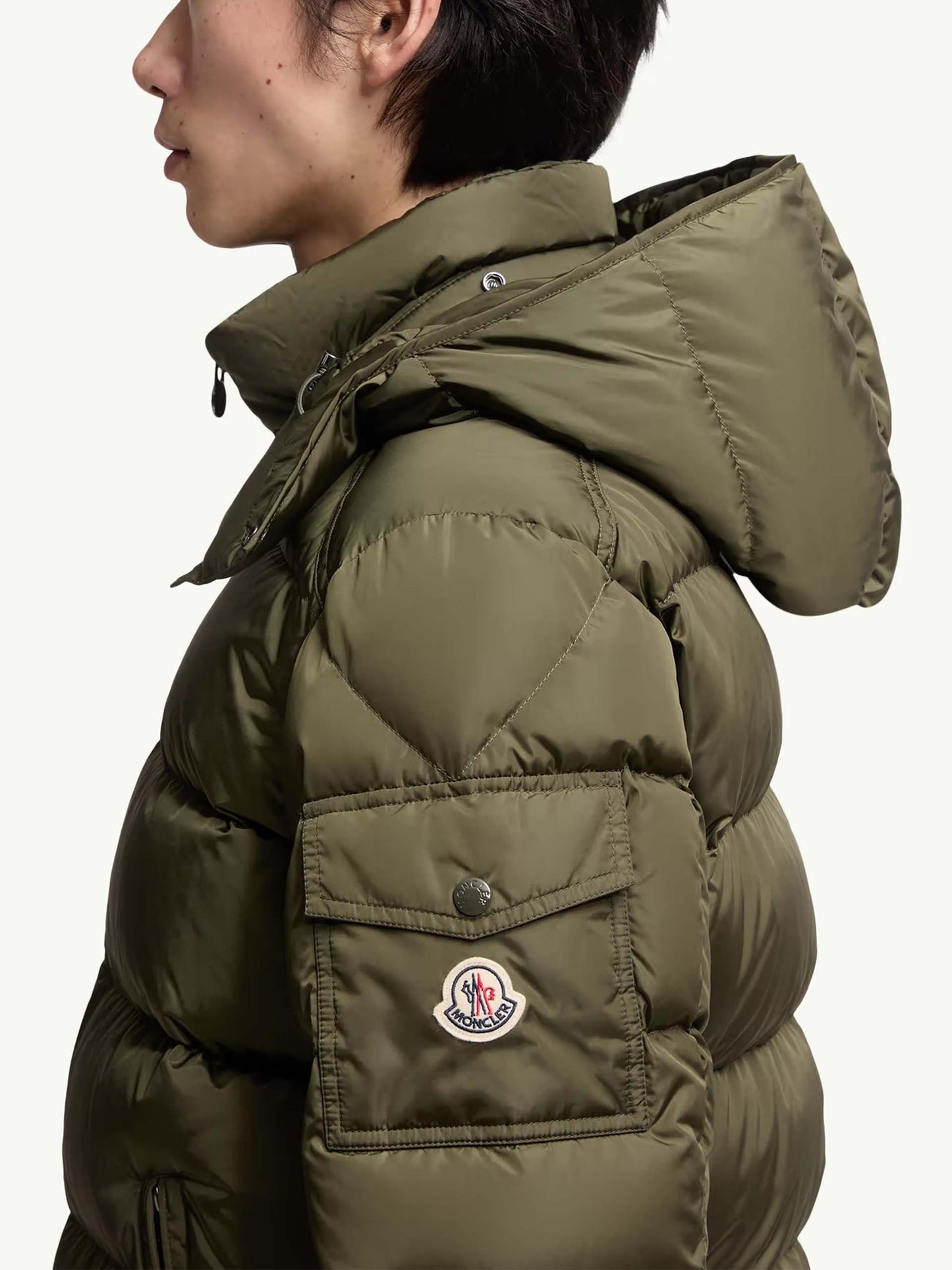 MONCLER - Maya Daunenjacke mit Matt-Finish für Herren in Olivgrün - Olive green