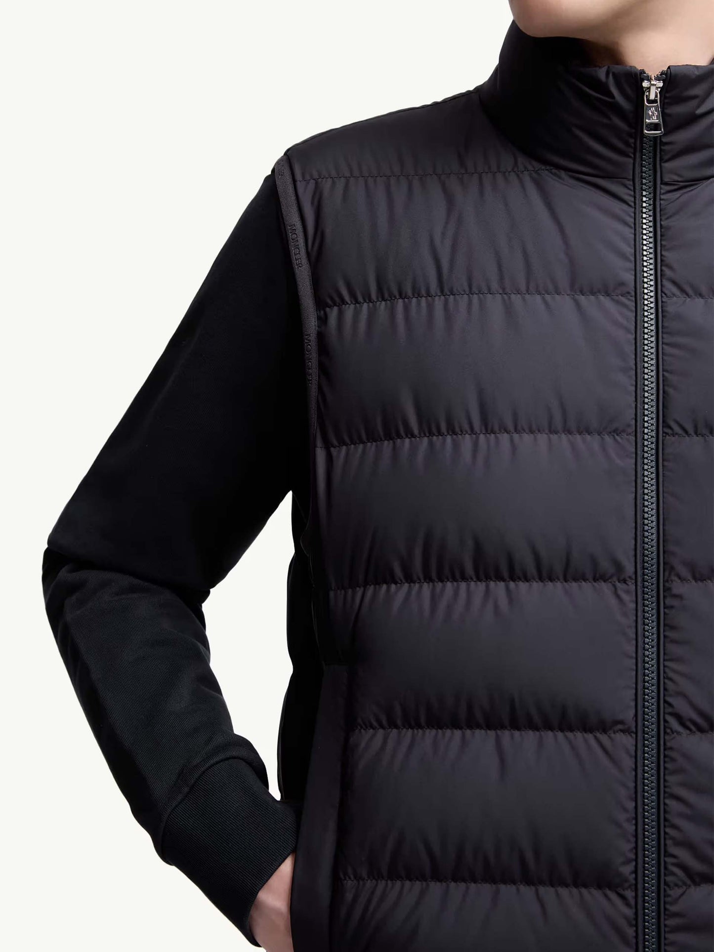 MONCLER - Contrin Daunenweste mit Logo für Herren