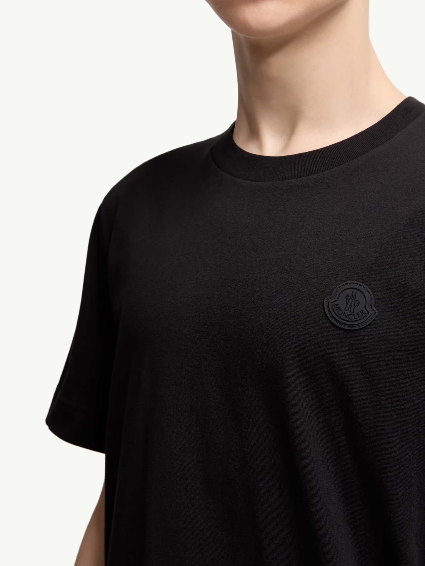 MONCLER - T-Shirt mit Logo-Details für Herren