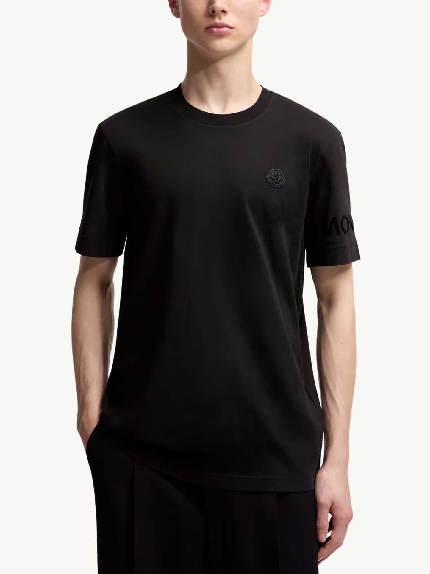 MONCLER - T-Shirt mit Logo-Details für Herren