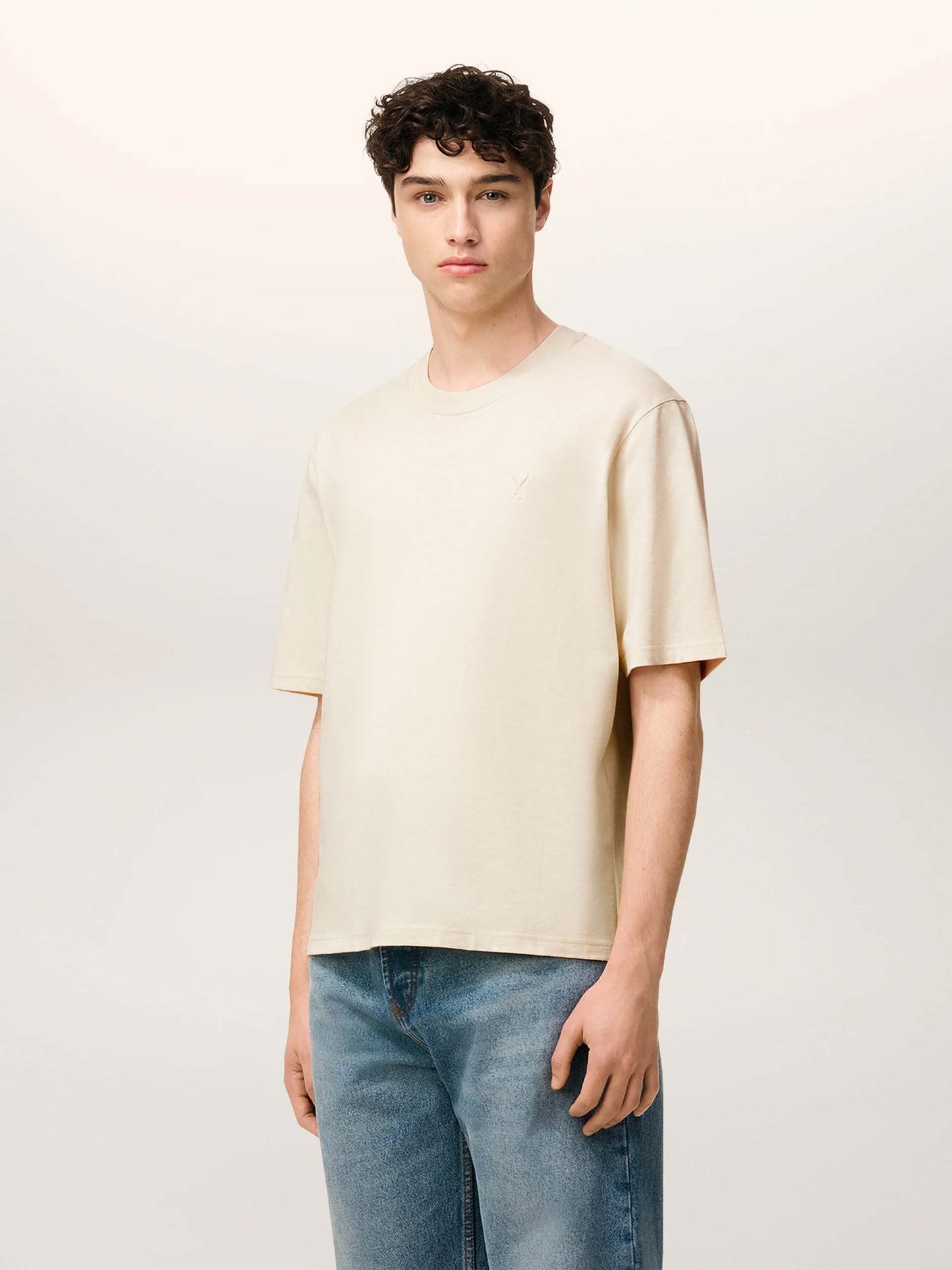AMI PARIS - Oversized-T-Shirt aus Baumwolle mit Logo in Cremeweiß - Cream white