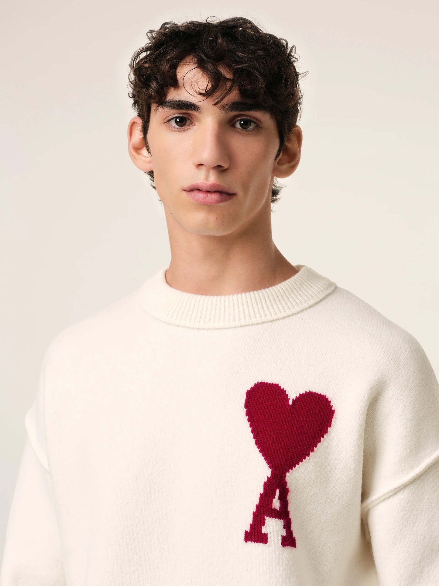 AMI PARIS - Pullover Ami De Coeur mit rotem Logo in Cremeweiß - Cream white