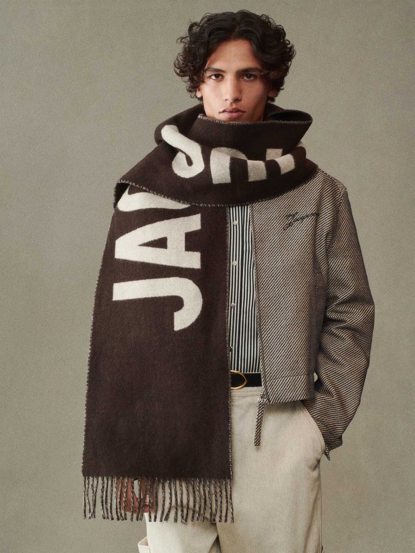 JACQUEMUS - Schal mit Logo aus Wolle in Braun - Brown