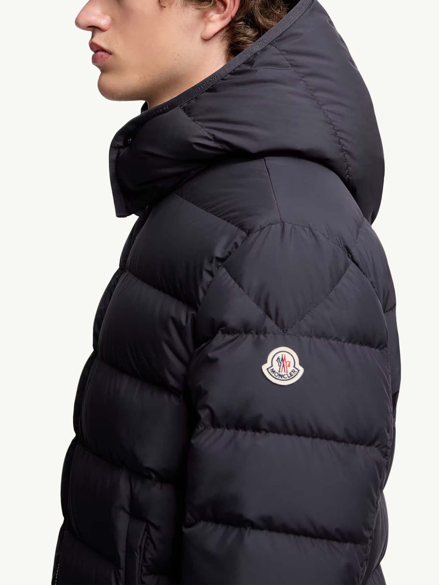 MONCLER - Montbrocq Daunenjacke mit Kapuze für Herren