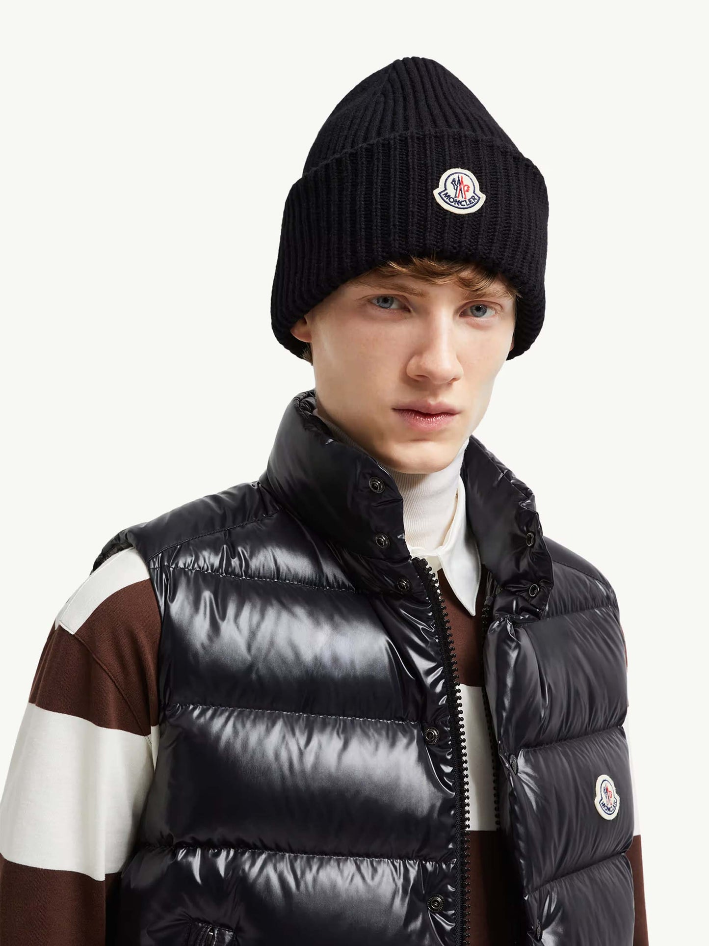 MONCLER - Mütze aus Wolle und Kaschmir mit Logo