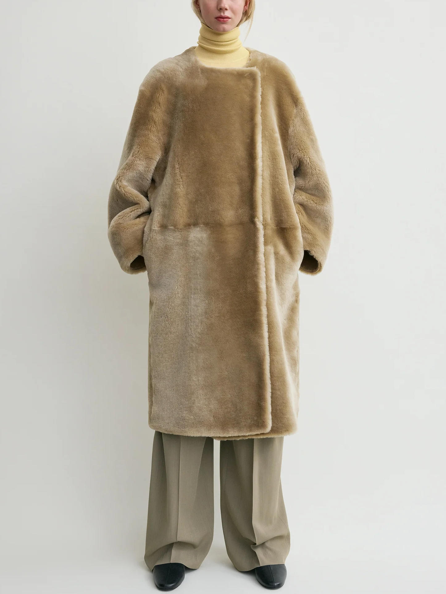 TOTEME - Shearling-Mantel für Damen