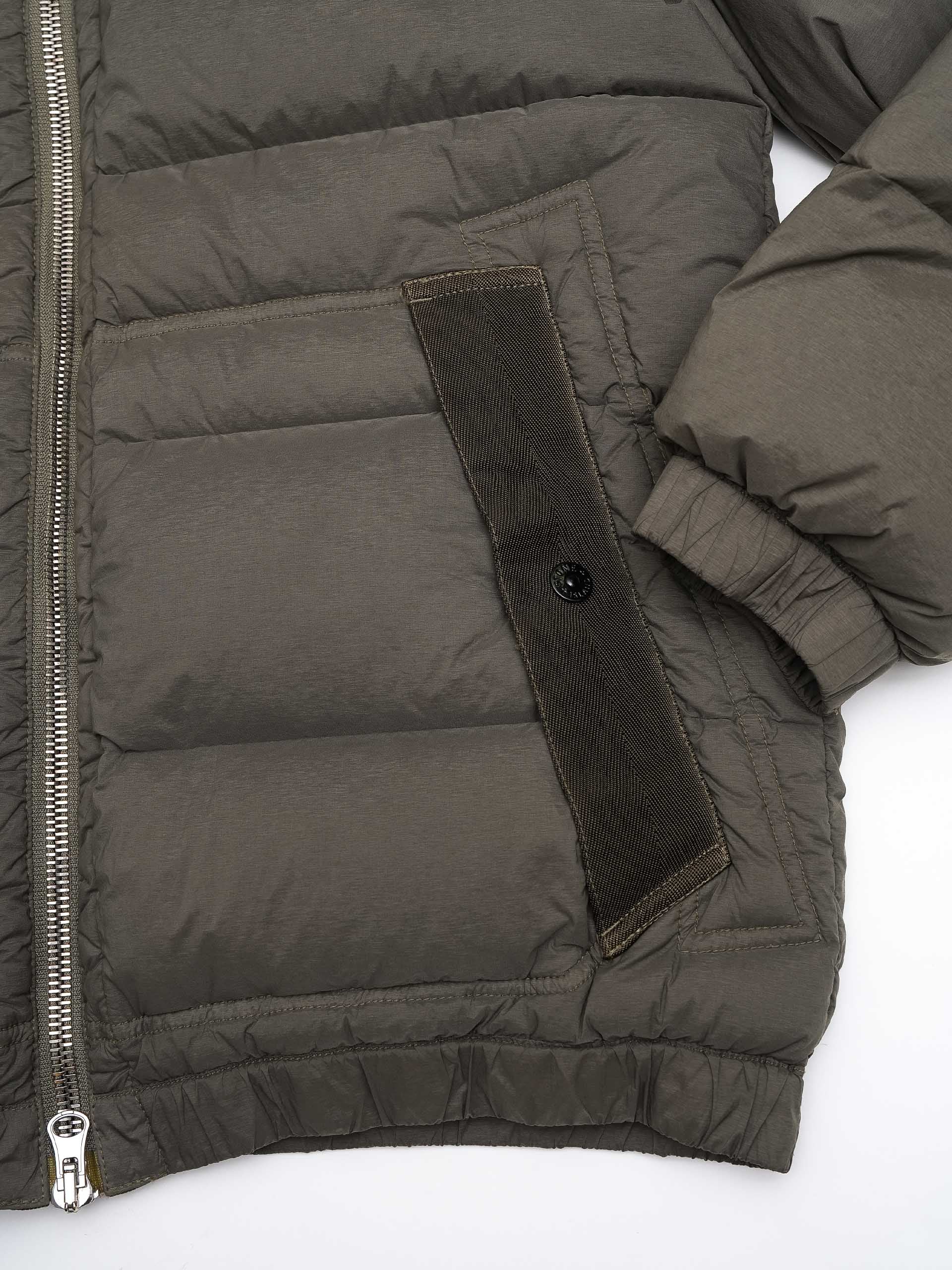 STONE ISLAND - Daunenjacke mit Kapuze für Herren in Olivgrün - Olive green