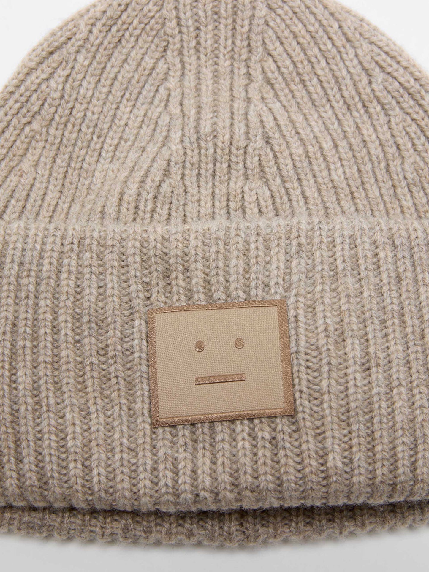 ACNE STUDIOS - Mütze mit Face Logo aus Wollgemisch in Taupe Melange