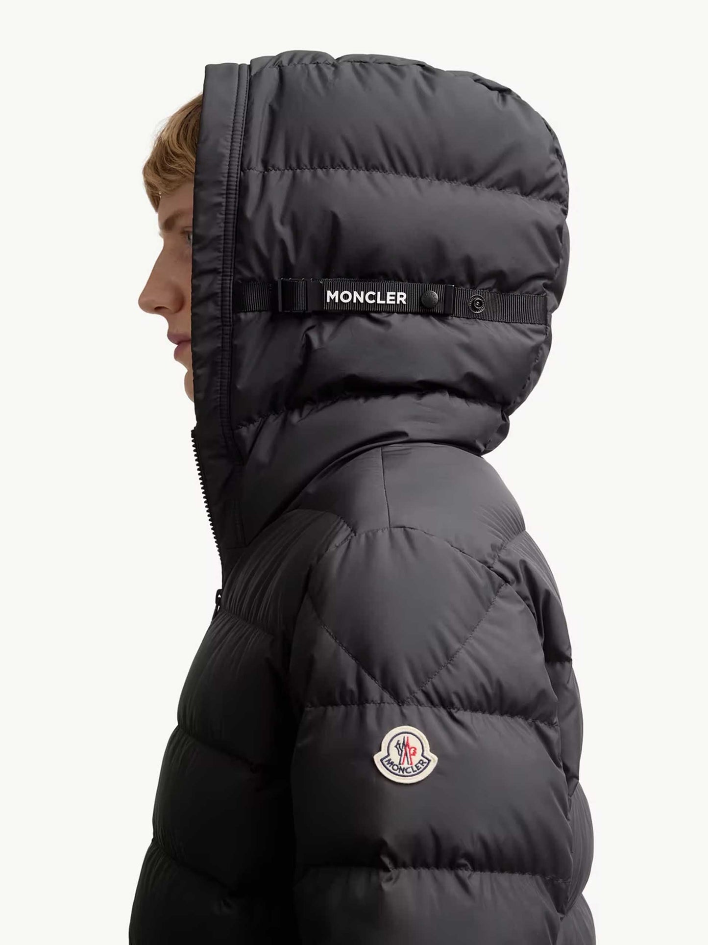 MONCLER - Laveraet Daunenjacke mit Kapuze für Herren