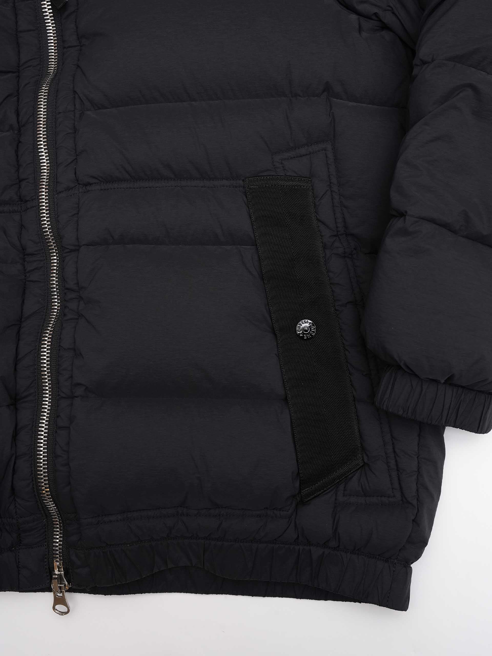 STONE ISLAND - Daunenjacke mit Kapuze für Herren in Schwarz - Black