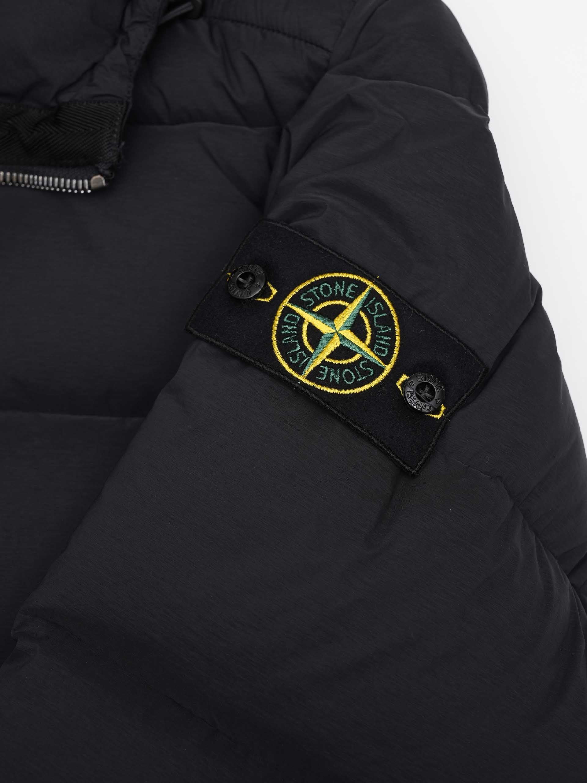 STONE ISLAND - Daunenjacke mit Kapuze für Herren in Schwarz - Black