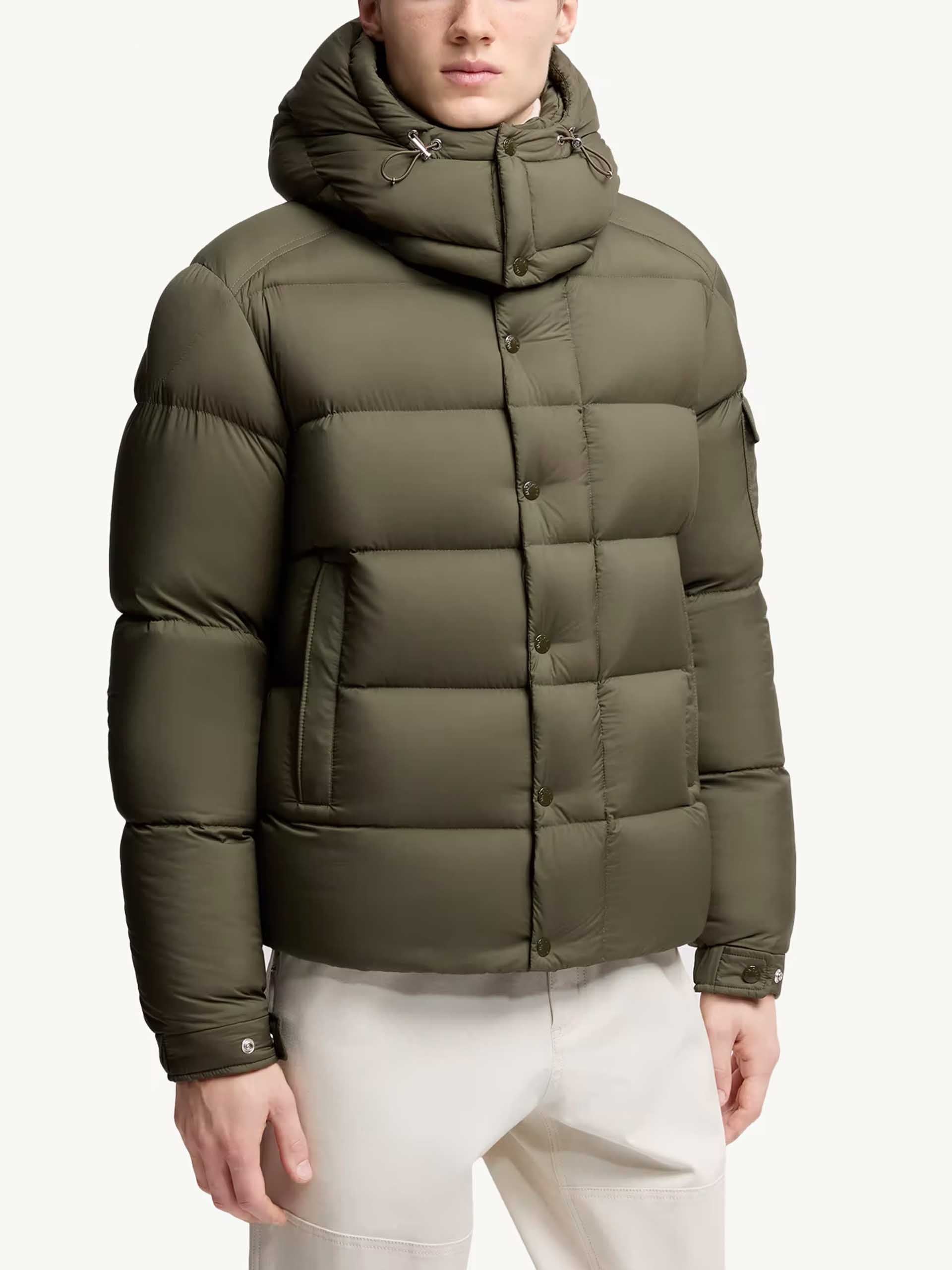 MONCLER - Maya 70 Daunenjacke mit Kapuze für Herren in Olivgrün - Olive green