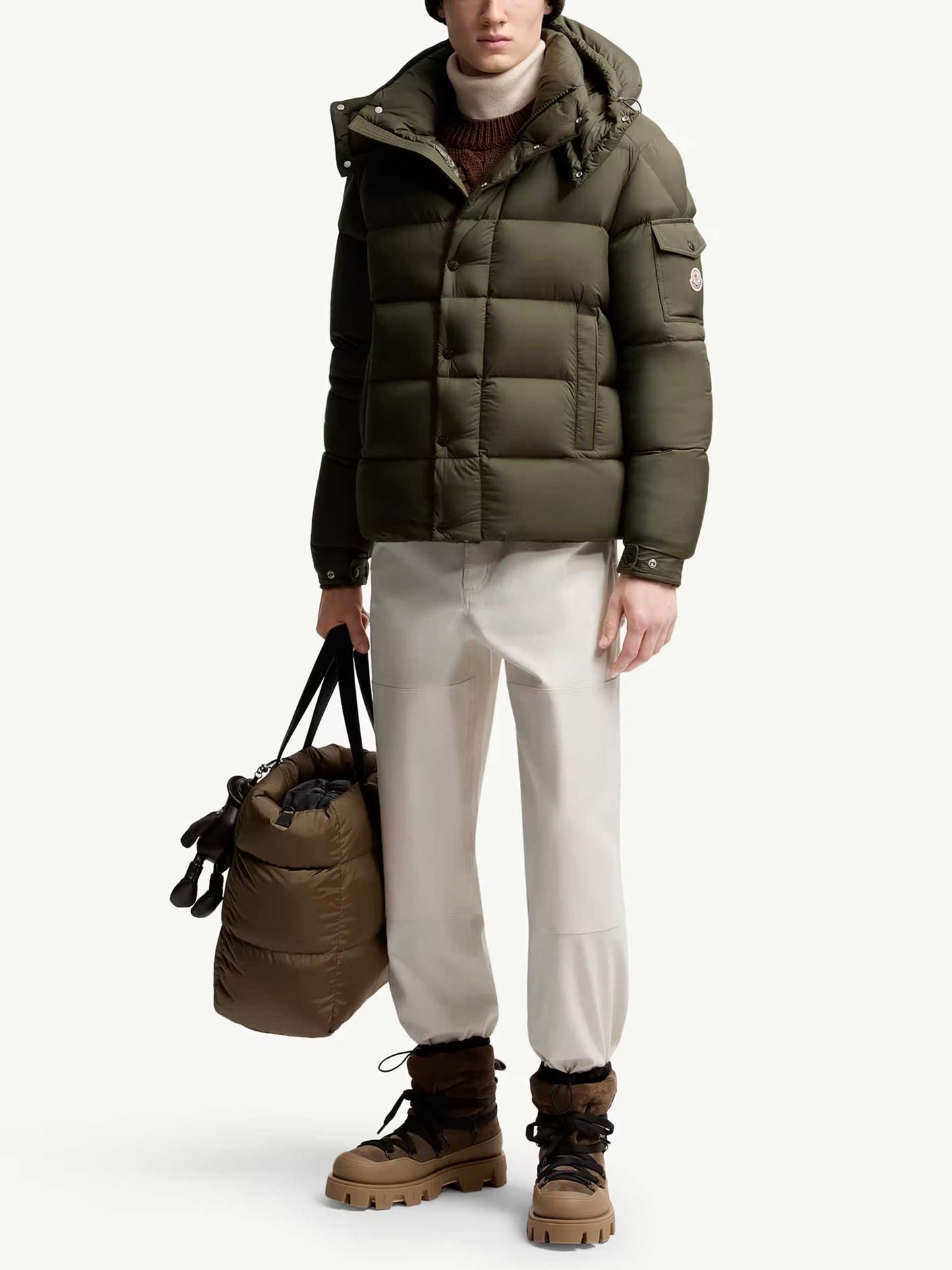 MONCLER - Maya 70 Daunenjacke mit Kapuze für Herren in Olivgrün - Olive green