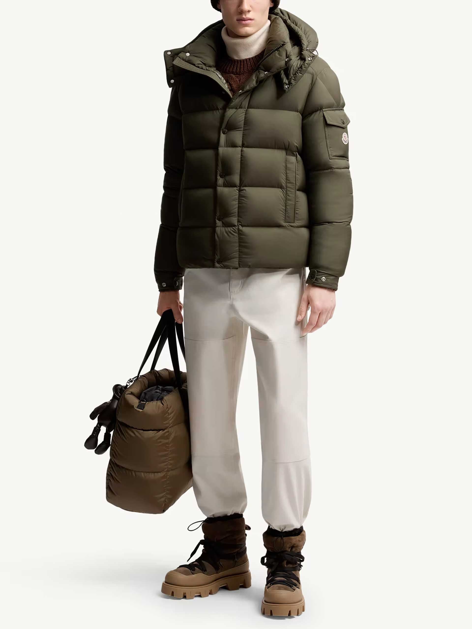 MONCLER - Maya 70 Daunenjacke mit Kapuze für Herren in Olivgrün - Olive green