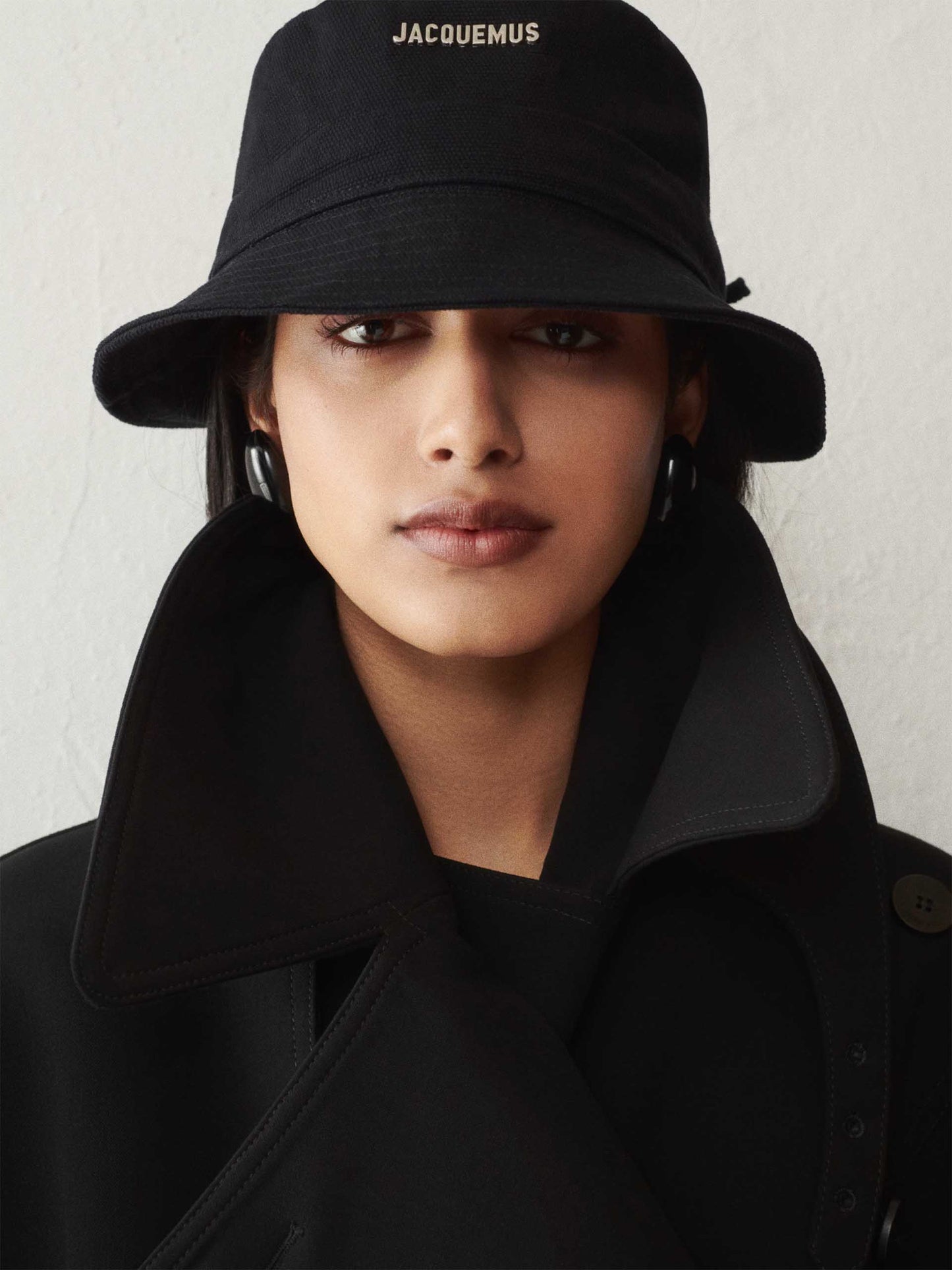 JACQUEMUS - Bucket Hat Gadjo mit Logo in Schwarz - Black