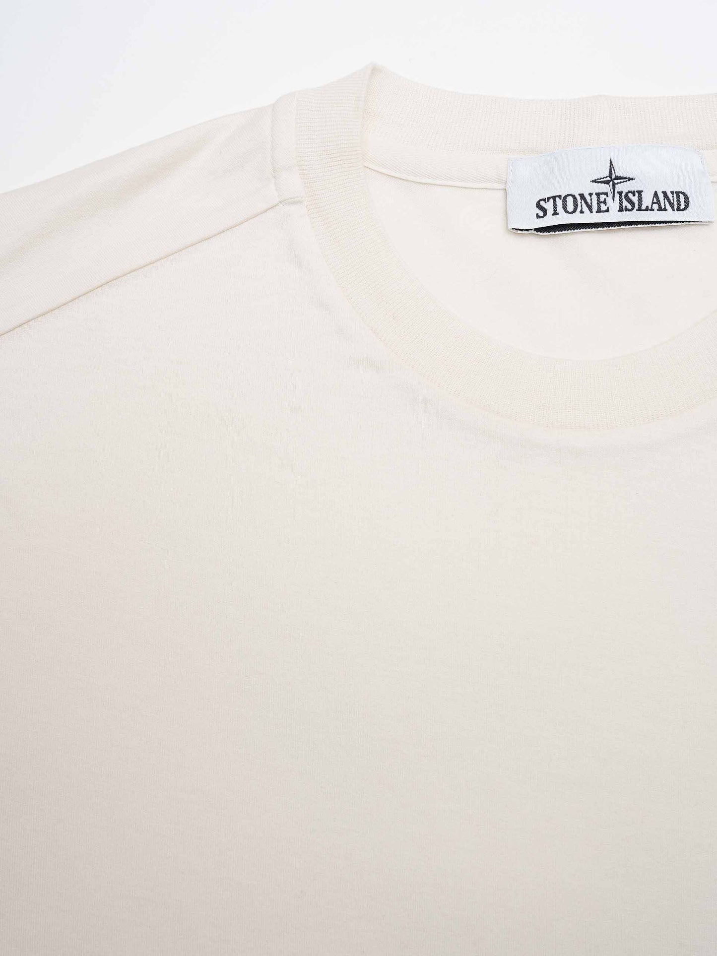STONE ISLAND - Basic-T-Shirt mit Logo-Patch für Herren in Ecru