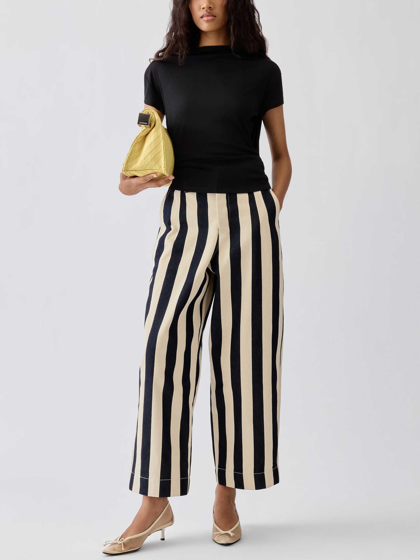 JACQUEMUS - Kurzarm-Top Mistral für Damen Schwarz - Black