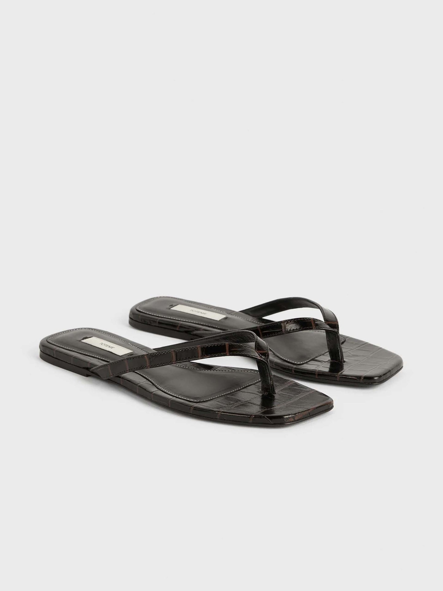 TOTEME - Flip-Flops mit Krokodilprägung für Damen