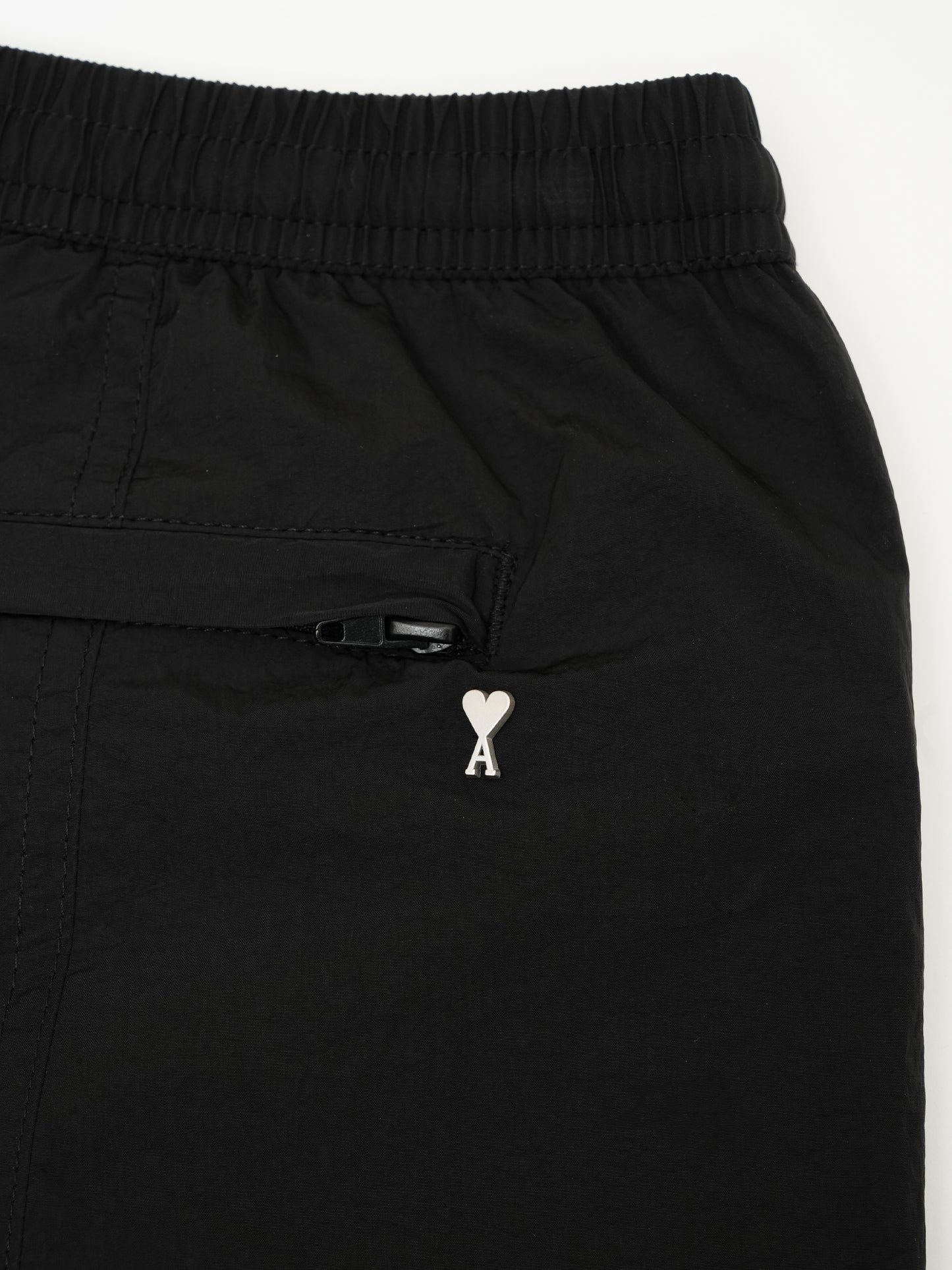 AMI PARIS - Badeshorts mit Logo-Detail Schwarz – Black