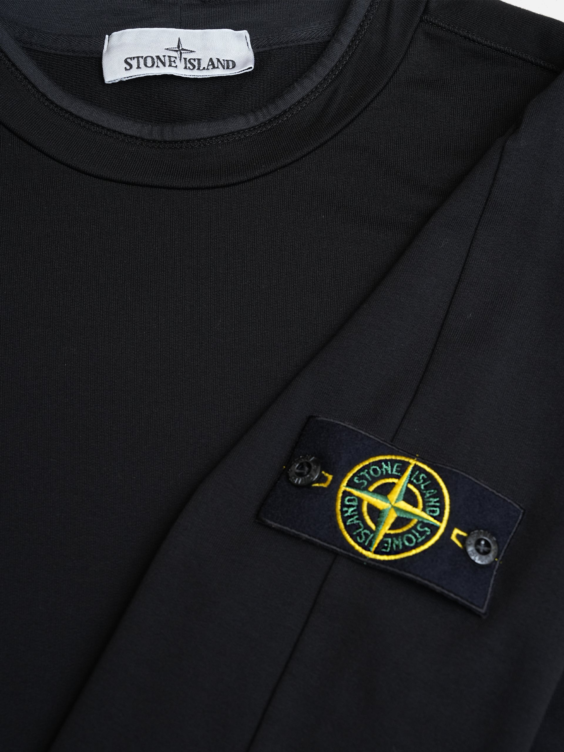 STONE ISLAND - Rundhals-Sweatshirt mit Logo-Patch Schwarz – Black