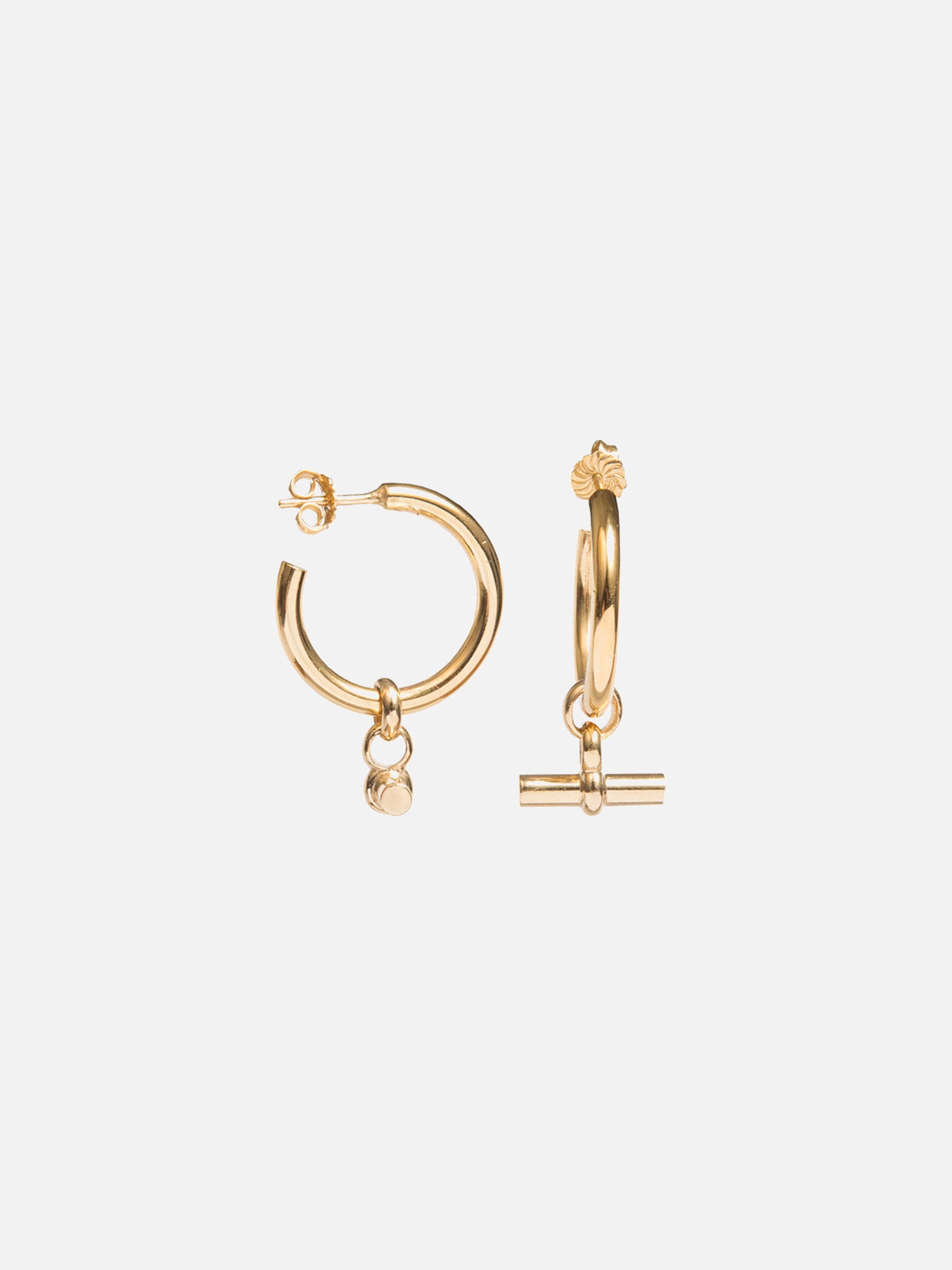 TILLY SVEAAS - Medium Gold T-Bar Ohrringe