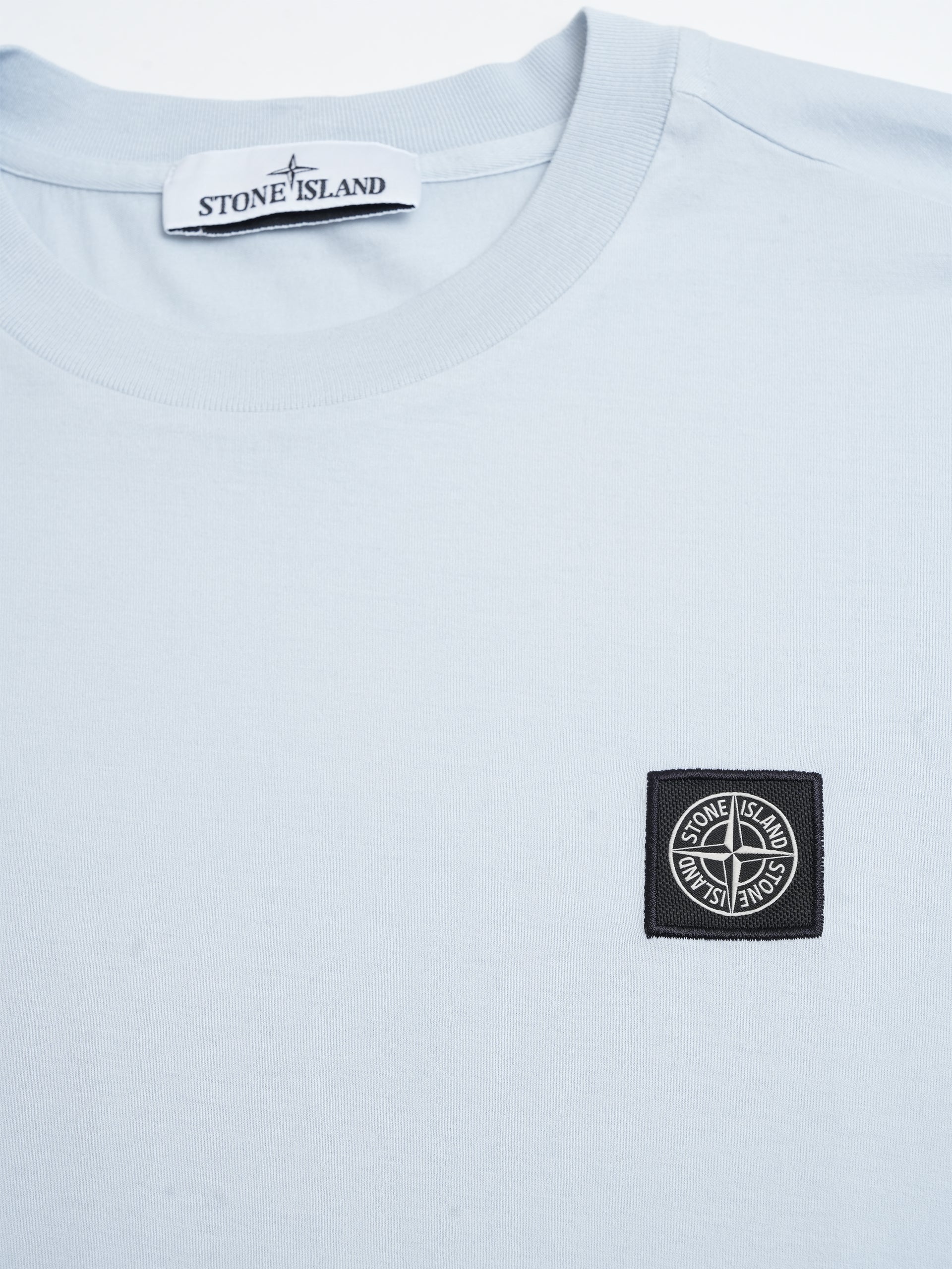 STONE ISLAND - T-Shirt mit Kompass-Patch Hellblau – Light blue