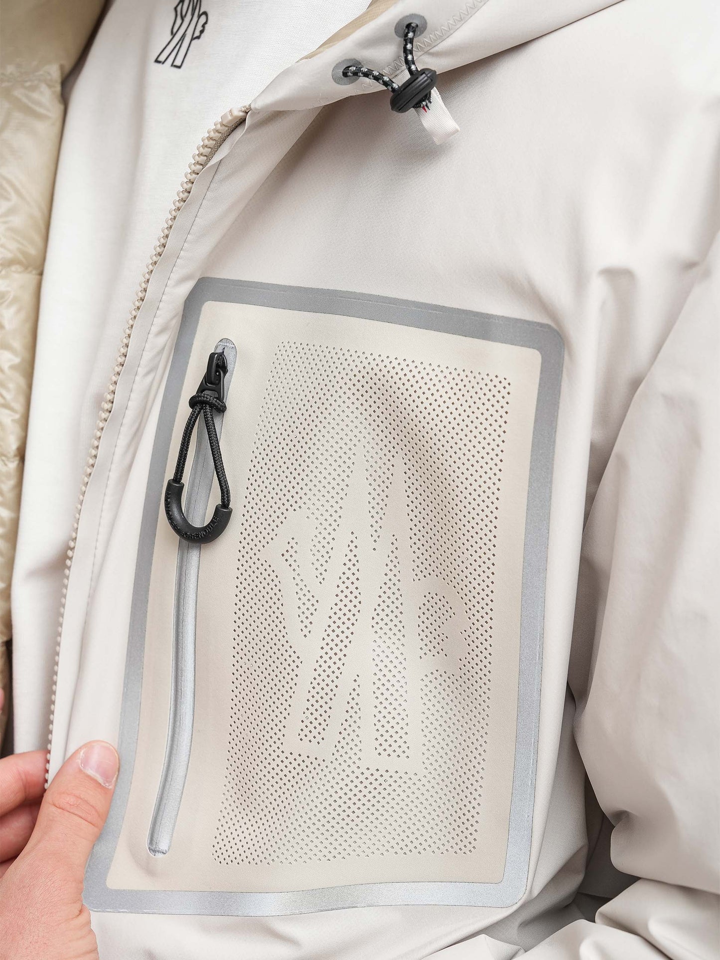 MONCLER GRENOBLE - Wendbare Daunenjacke Bergun für Herren in Off-White