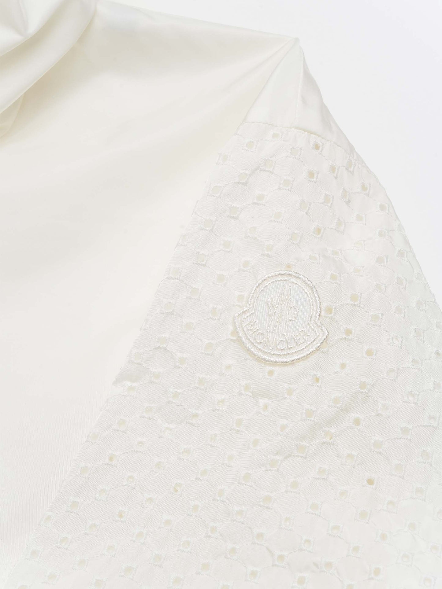 MONCLER - Kapuzenjacke Zelkova mit Stickerei für Damen
