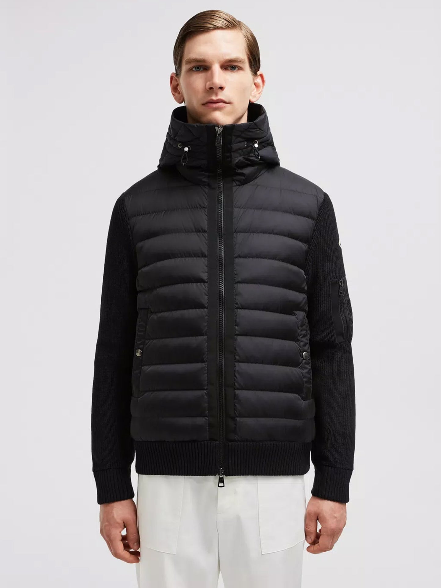 MONCLER - Kapuzenpullover mit Daunenfüllung für Herren