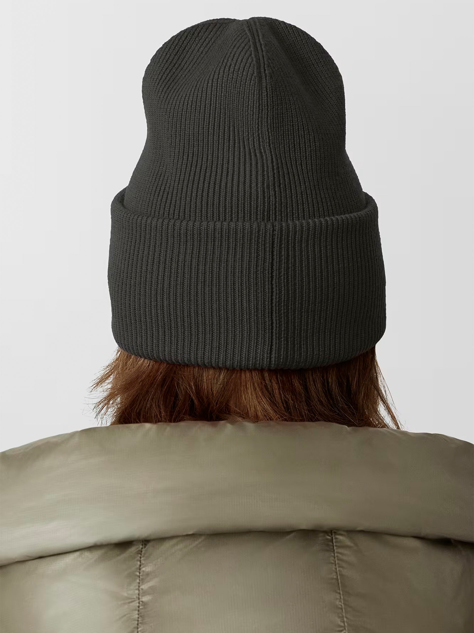 CANADA GOOSE - Mütze Arctic Toque mit tonalem Logo Dunkelgrau – Dark gray