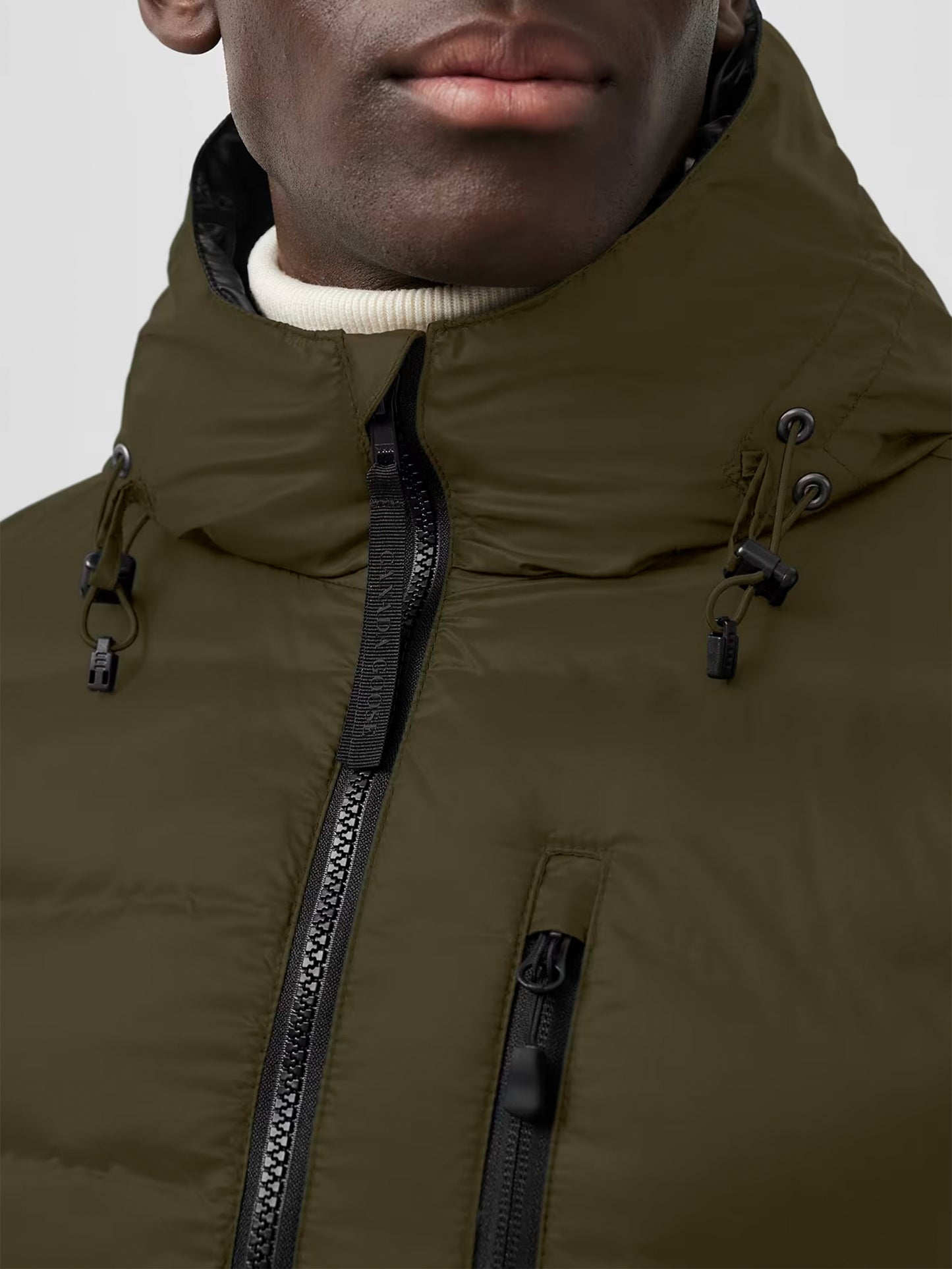 CANADA GOOSE - Daunenjacke Lodge mit Kapuze für Herren Olivgrün – Olive green