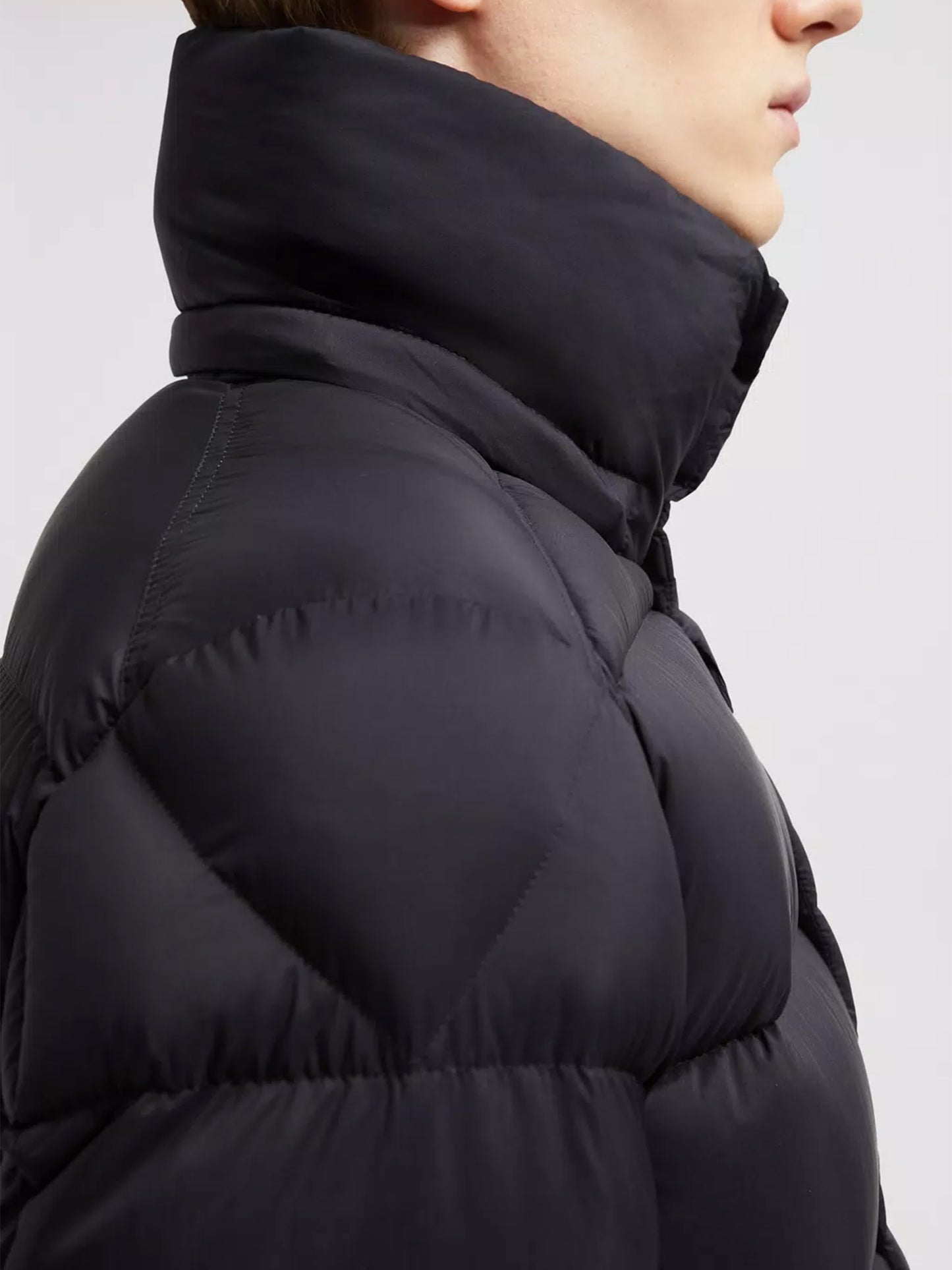 MONCLER - Vezere kurze Daunenjacke für Herren