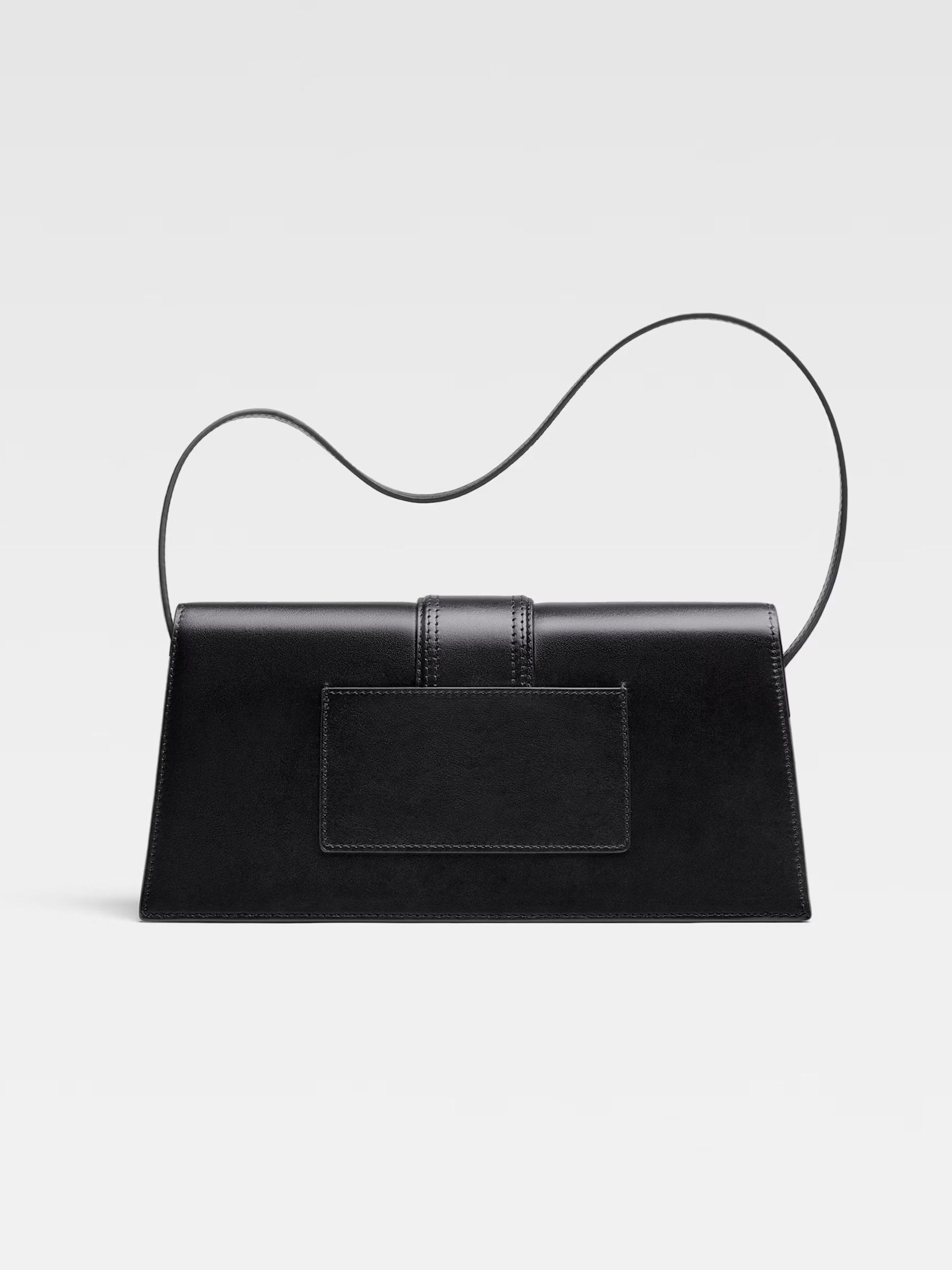 JACQUEMUS - Schultertasche Le Bambino Long aus Leder