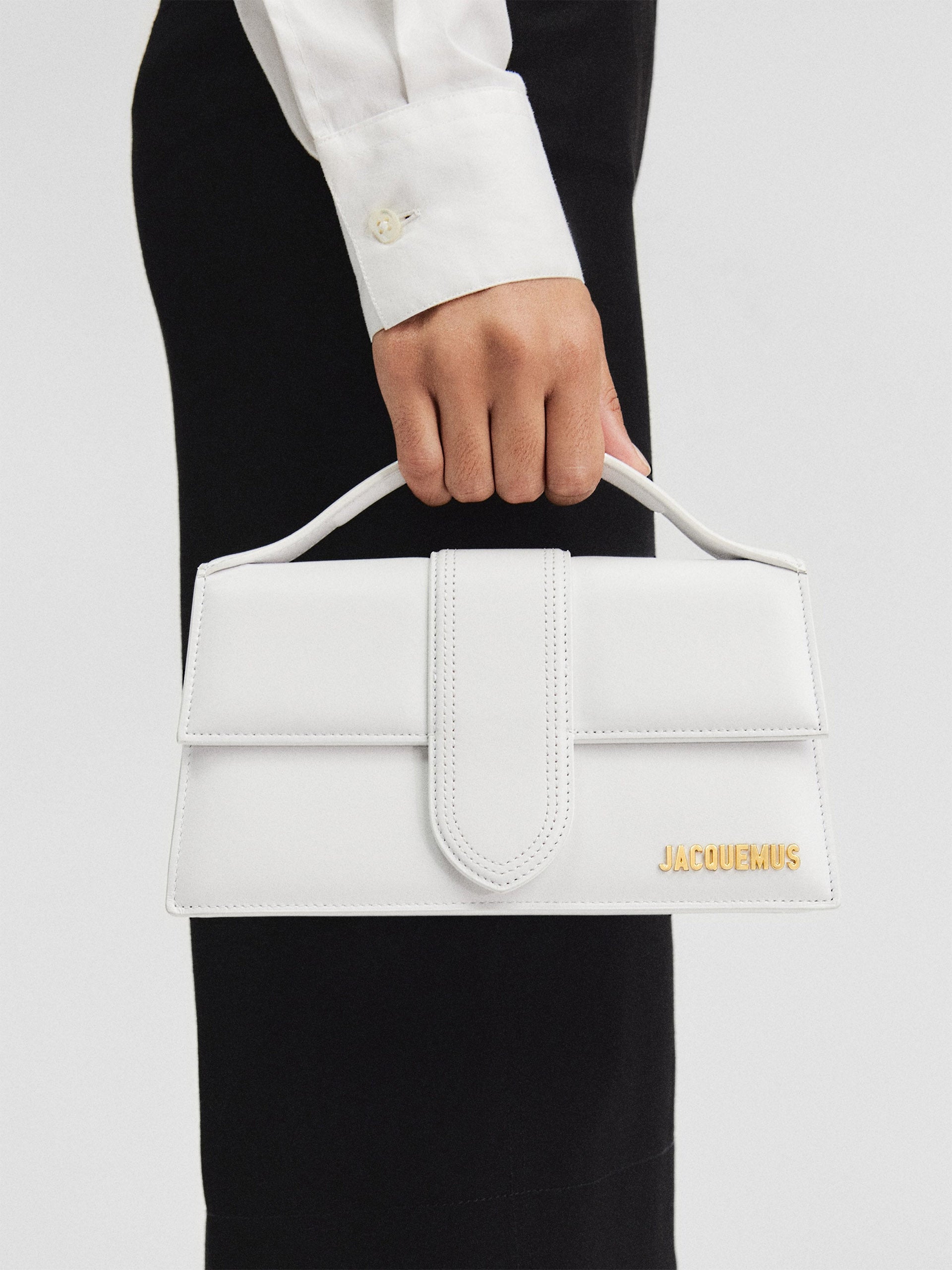 JACQUEMUS - Handtasche Le Grand Bambino aus Leder Weiss – White