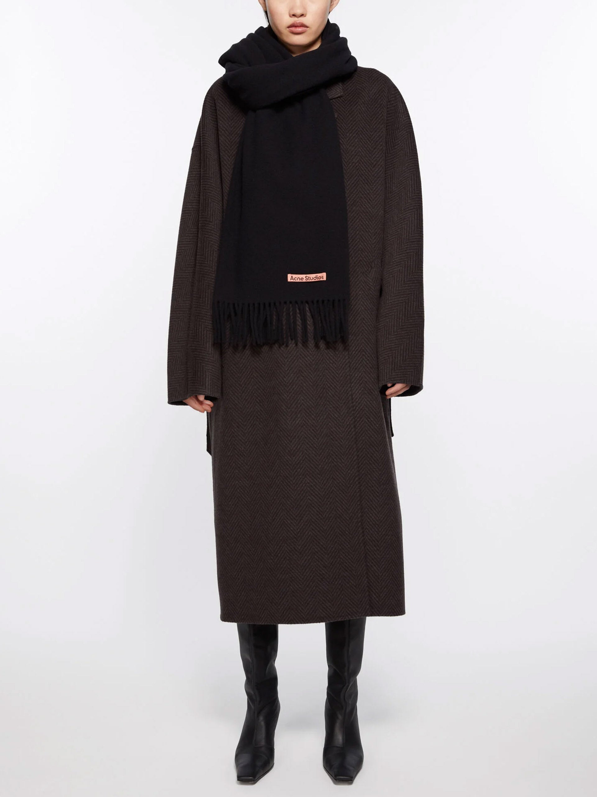 ACNE STUDIOS - Unisex-Schal aus Wolle mit Fransen Schwarz - Black