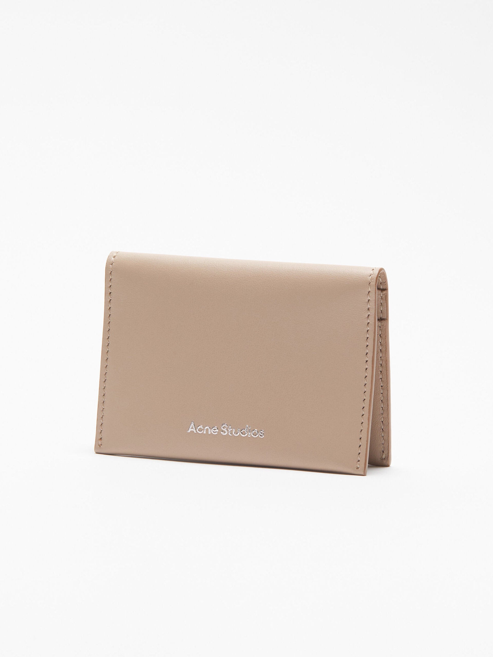 ACNE STUDIOS - Faltbare Geldtasche aus Leder Beige