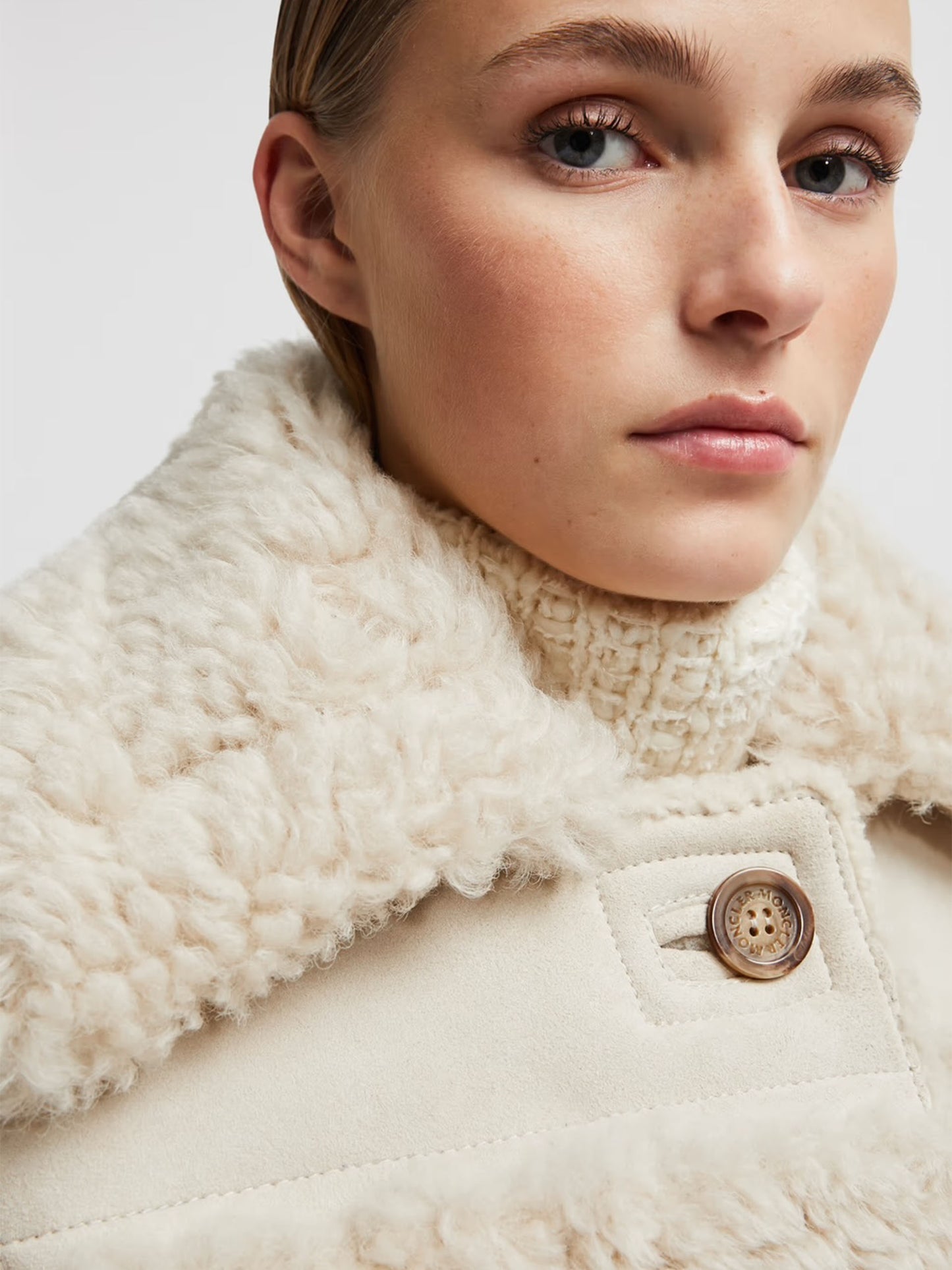 MONCLER GRENOBLE - Daunenjacke Chaiten aus Shearling für Damen